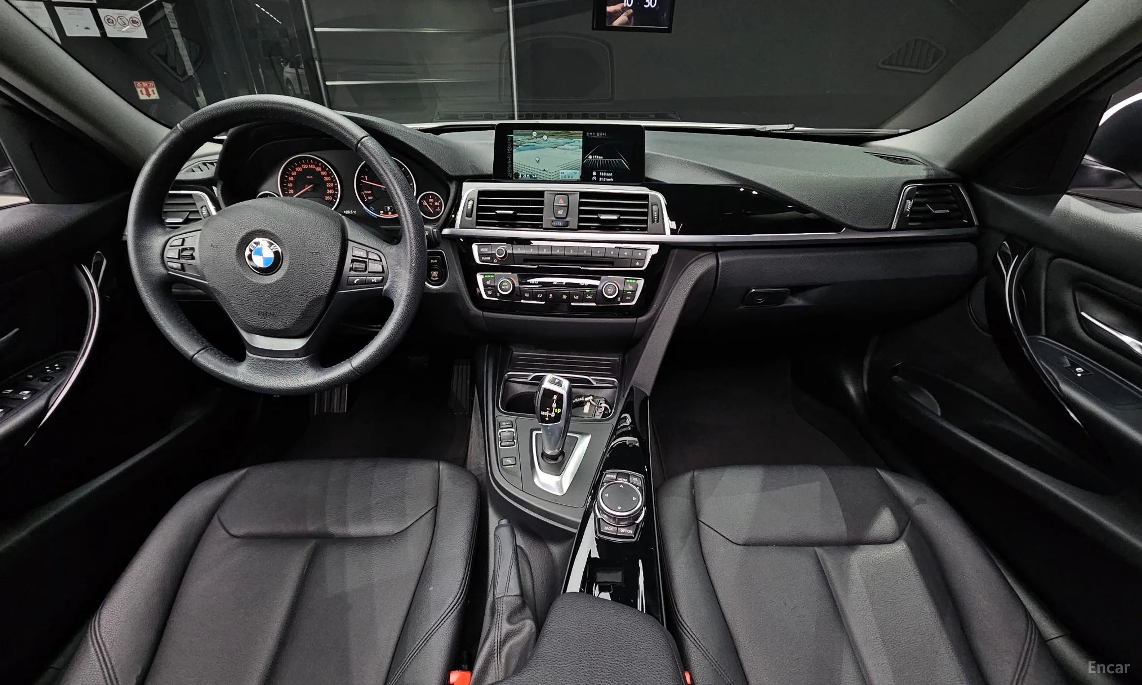 BMW 3 Series (F30) превью 4