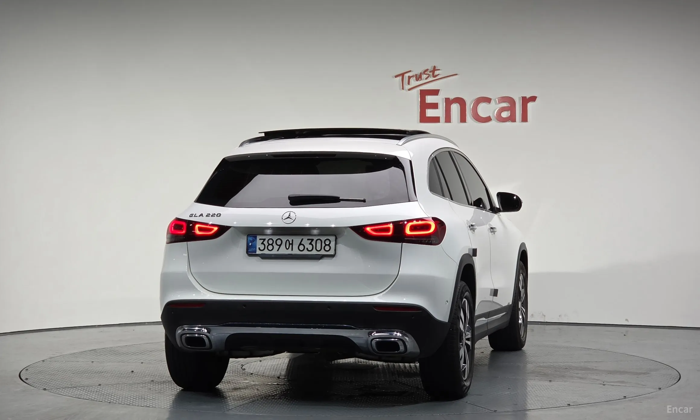 Mercedes Benz GLA-Class H247 превью 3