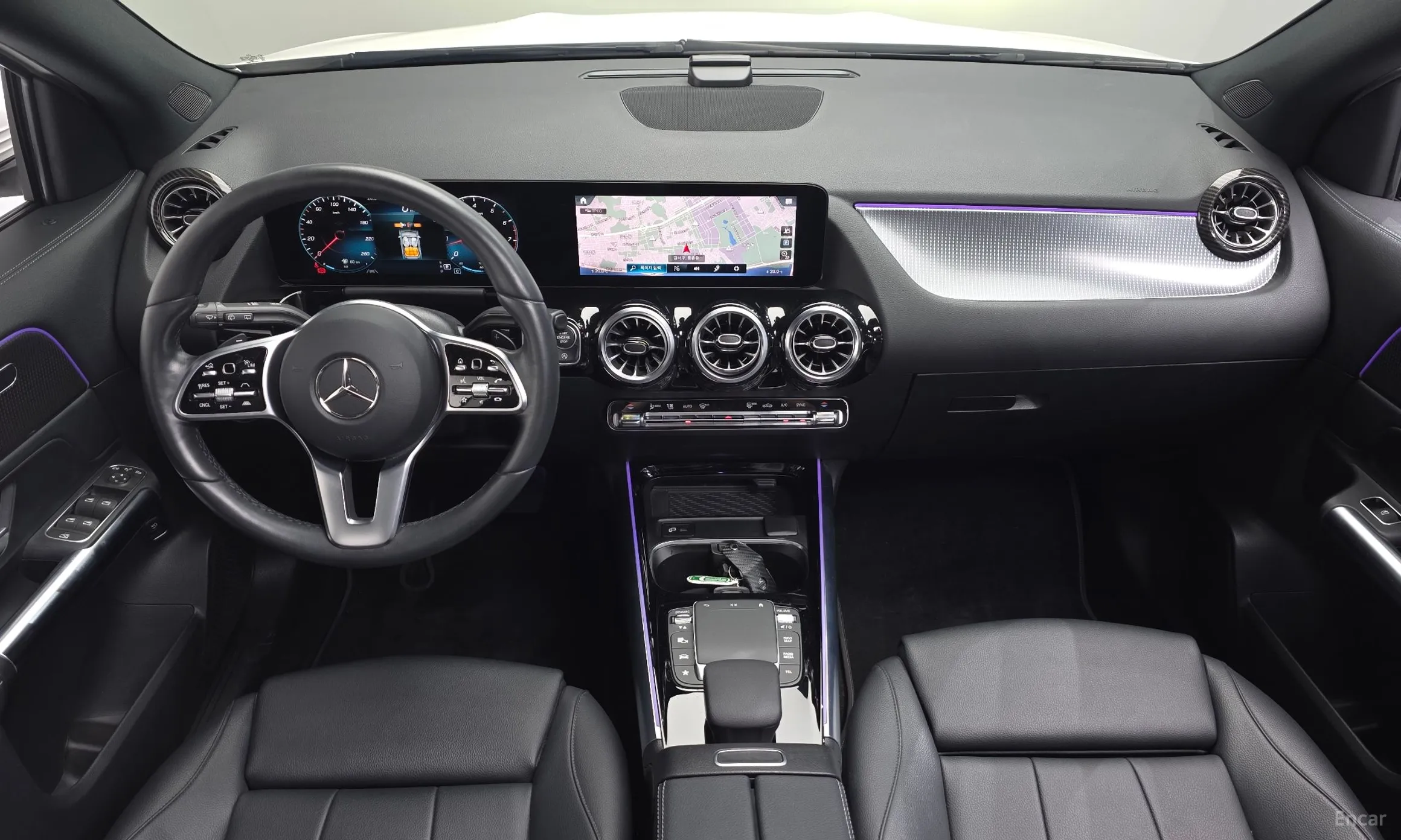 Mercedes Benz GLA-Class H247 превью 4