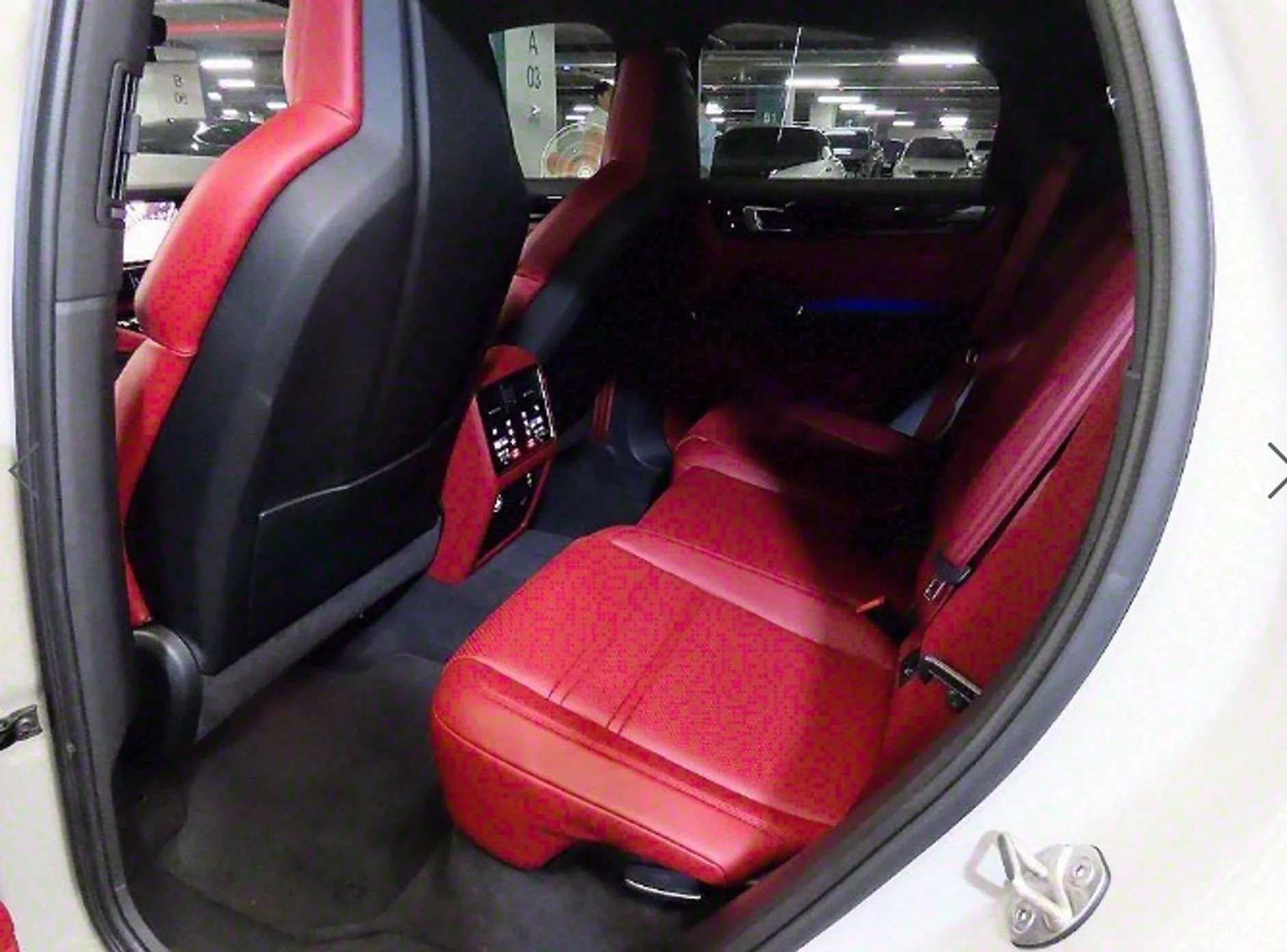 Porsche Cayenne (PO536) превью 4