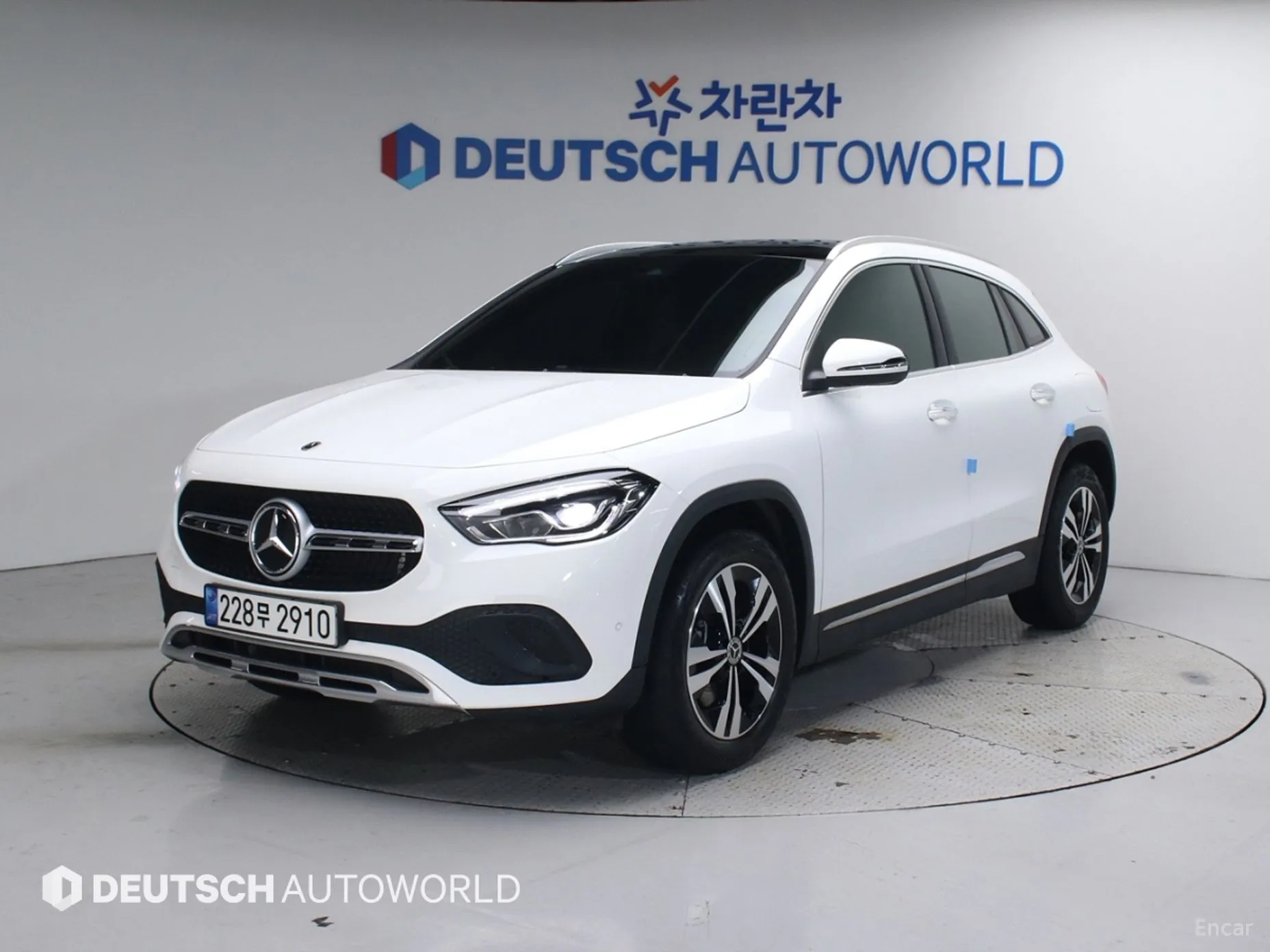 Mercedes Benz GLA-Class H247