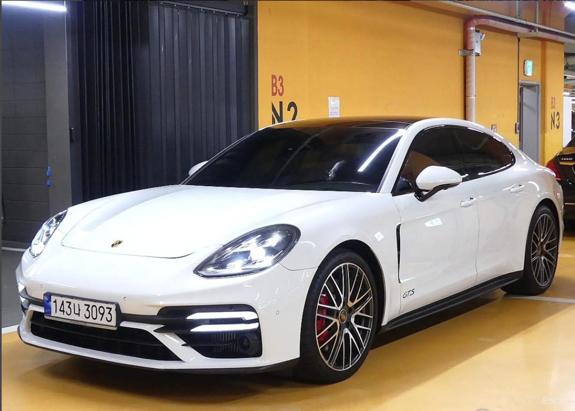 Porsche Panamera (971)