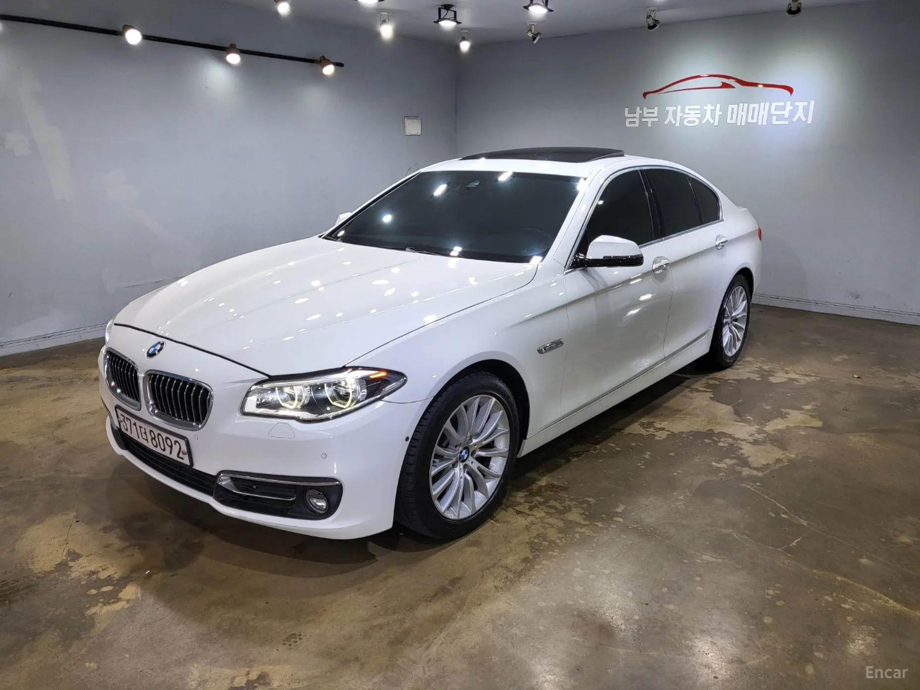 BMW 5 Series (F10) превью 2