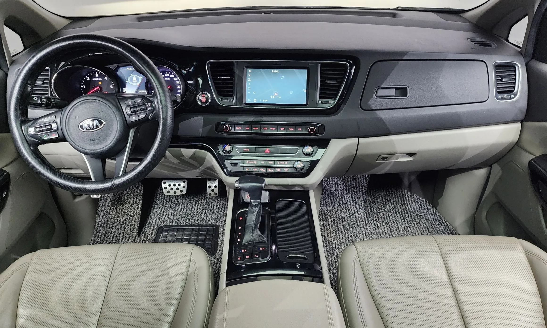 Kia Carnival превью 4