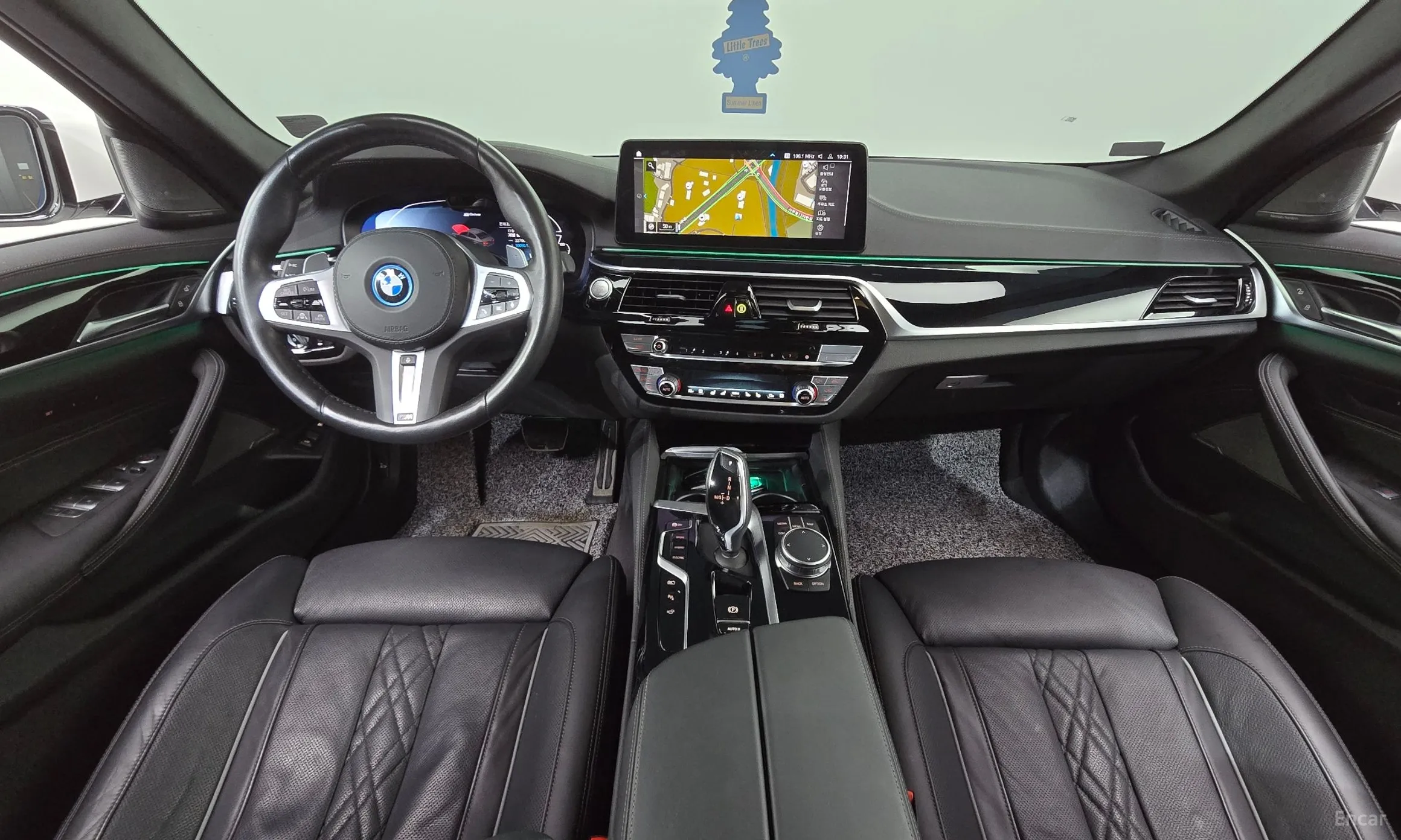 BMW 5 Series (G30) превью 4