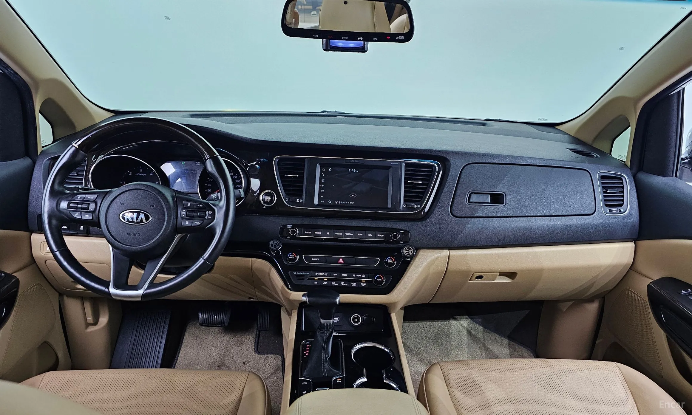 Kia Carnival превью 4