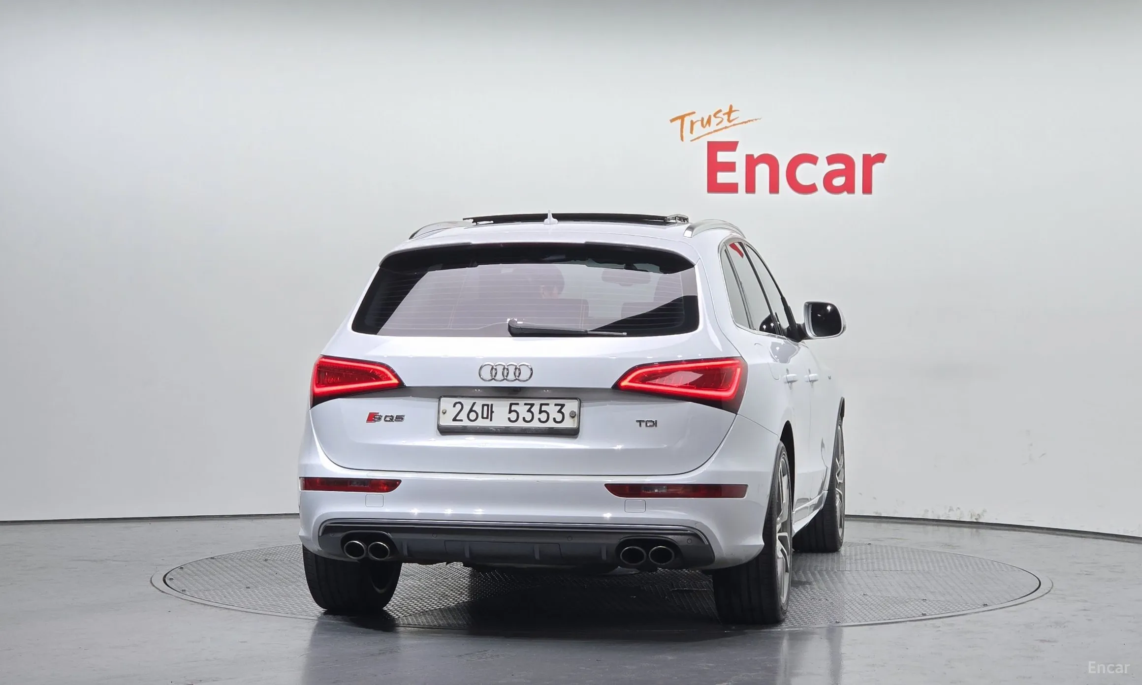 Audi SQ5 превью 3