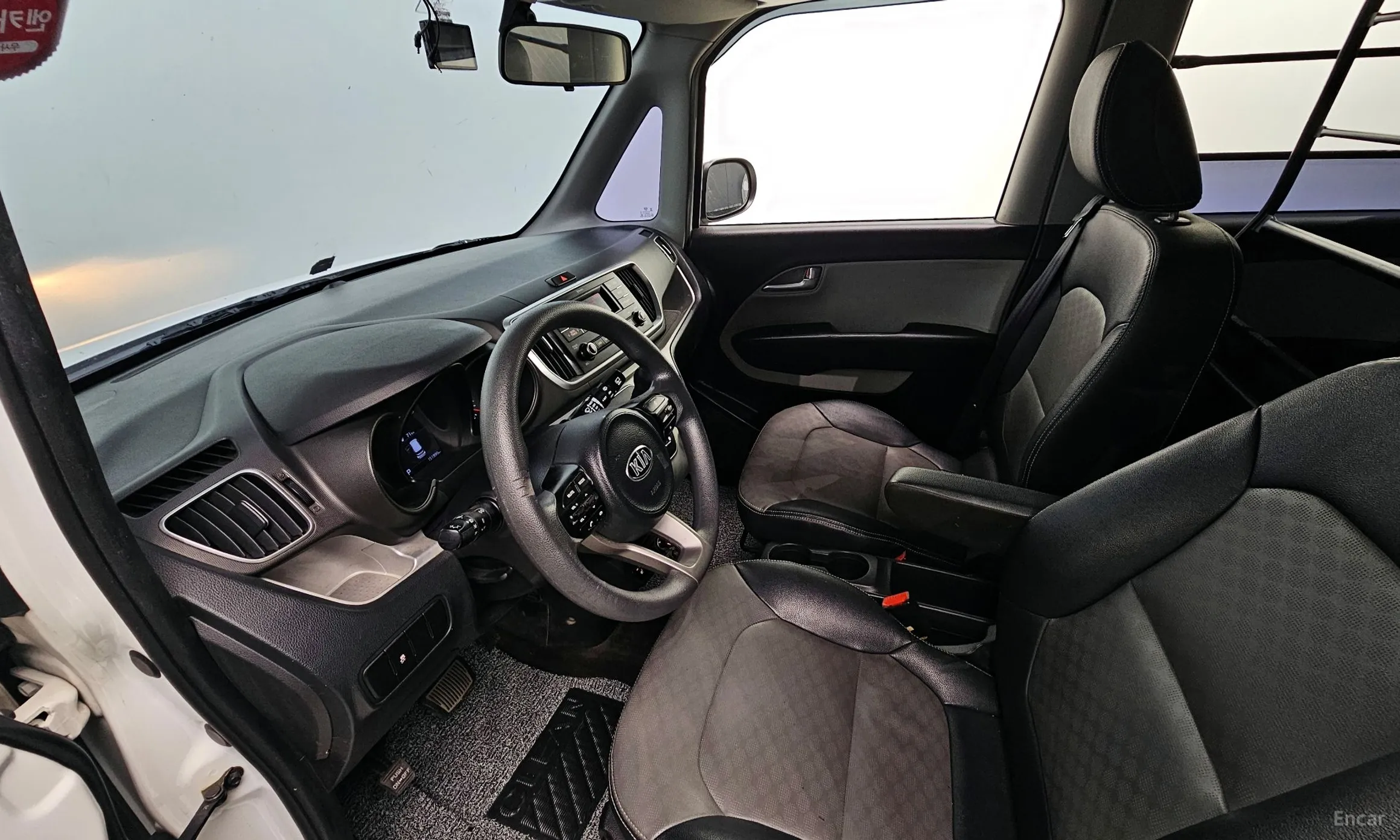 Kia Ray превью 4