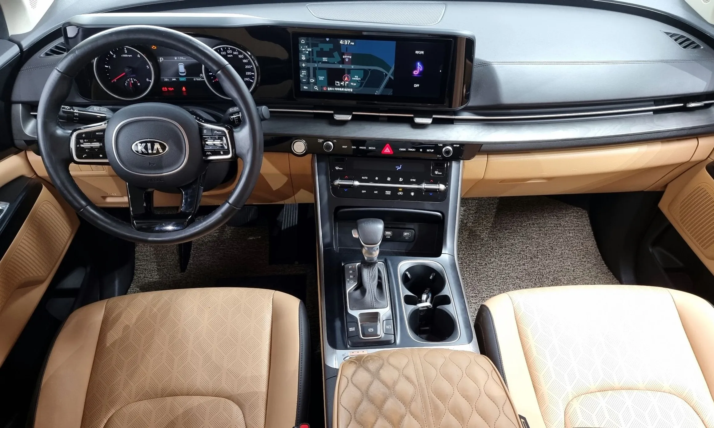 Kia Carnival Gen 4 превью 4