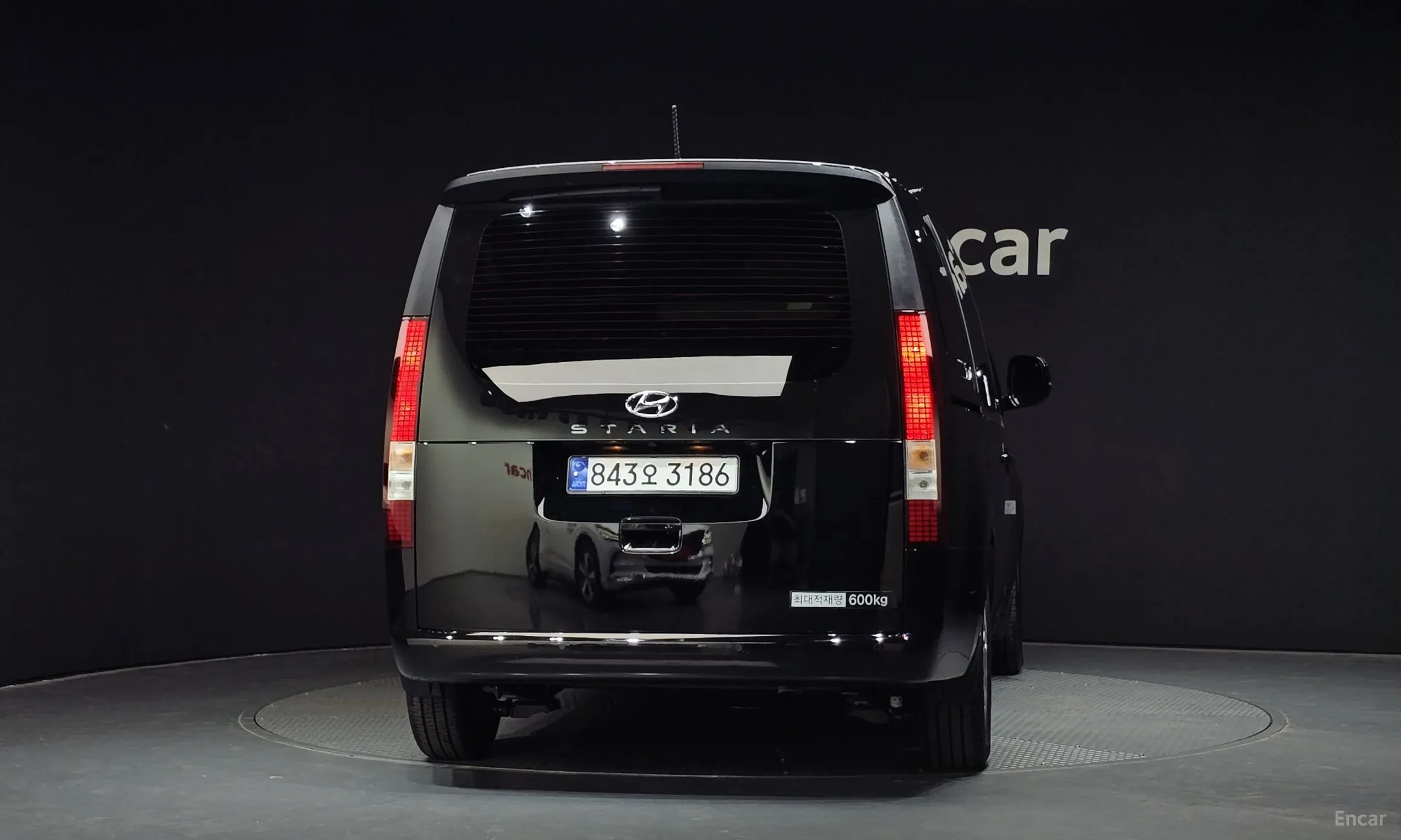 Hyundai Staria превью 3