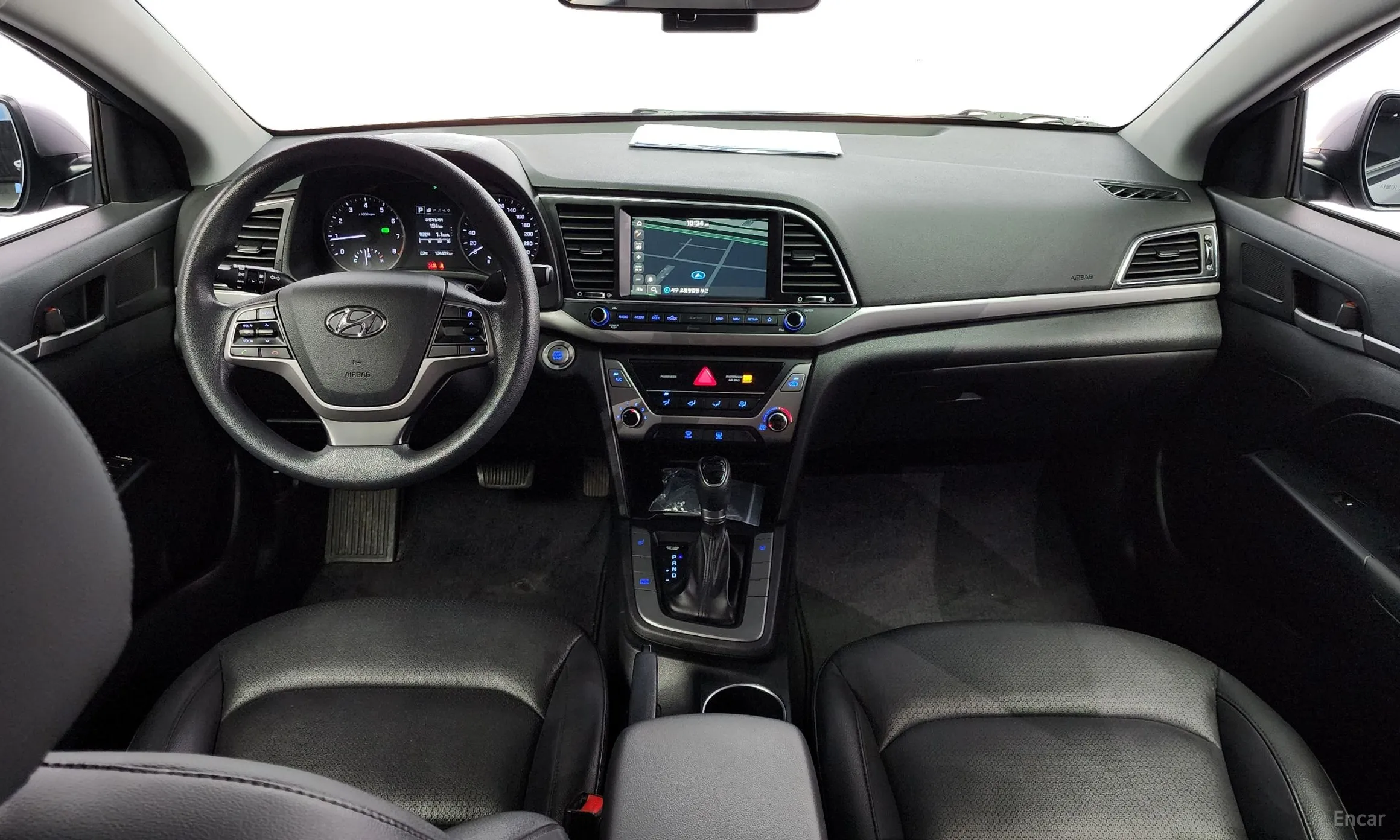 Hyundai Avante AD превью 4