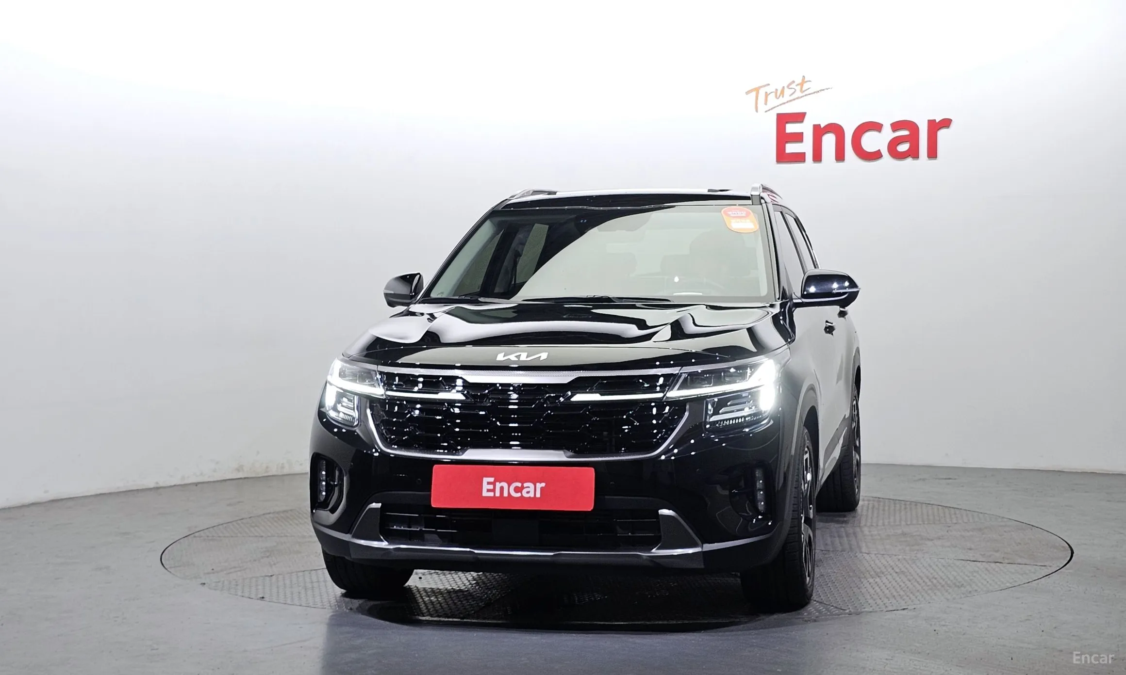 Kia Seltos превью 2