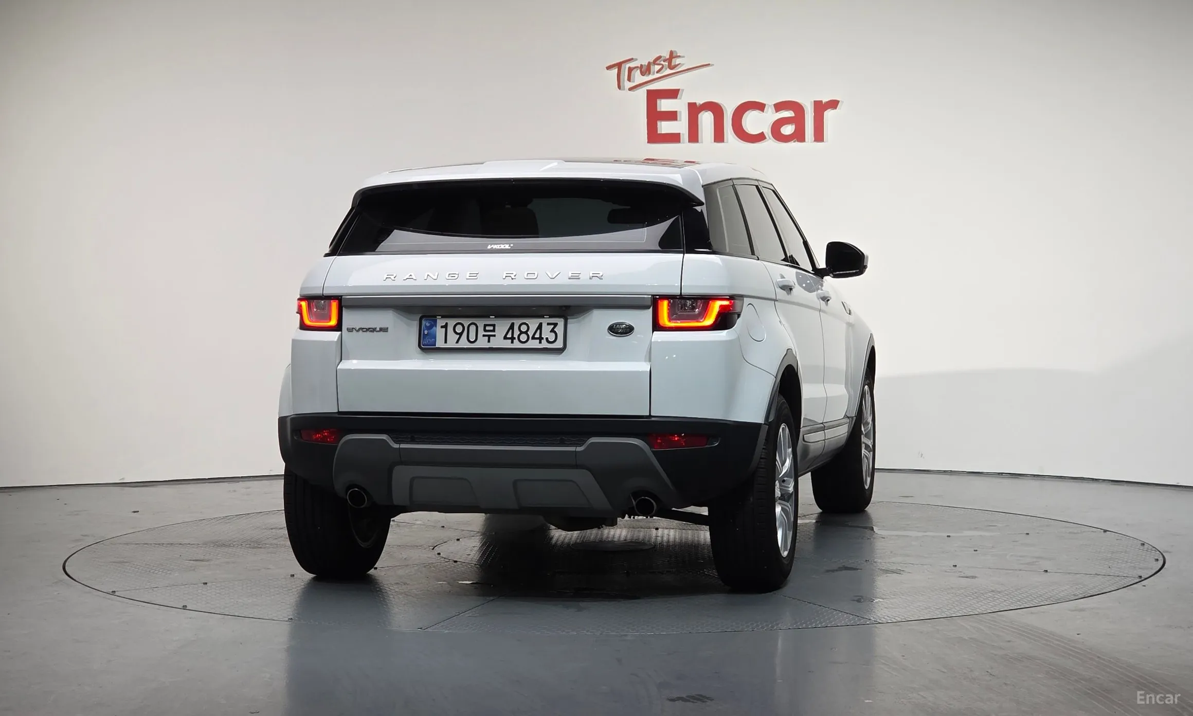 Land Rover Range Rover Evoque превью 3
