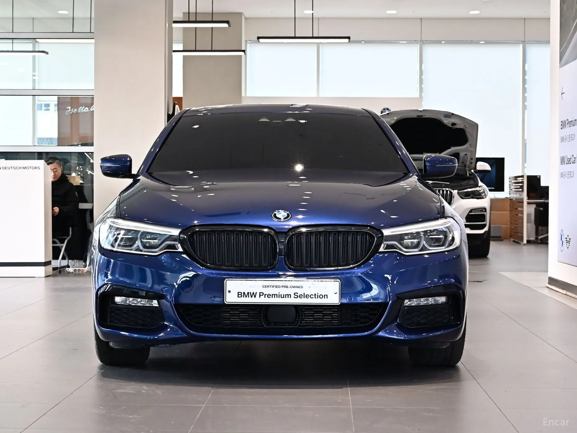 BMW 5 Series (G30) превью 2