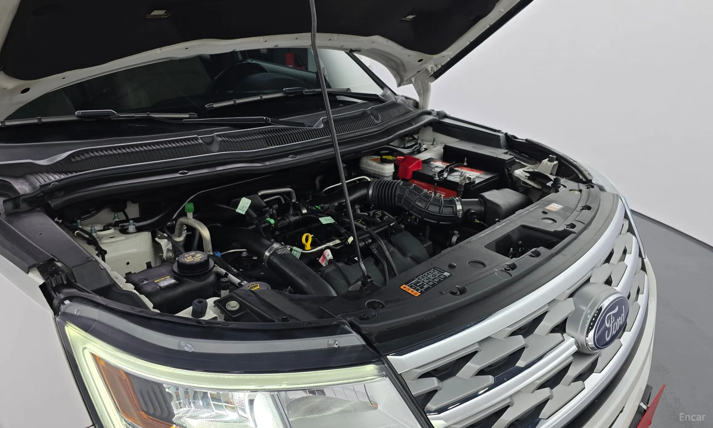 Ford Explorer превью 6