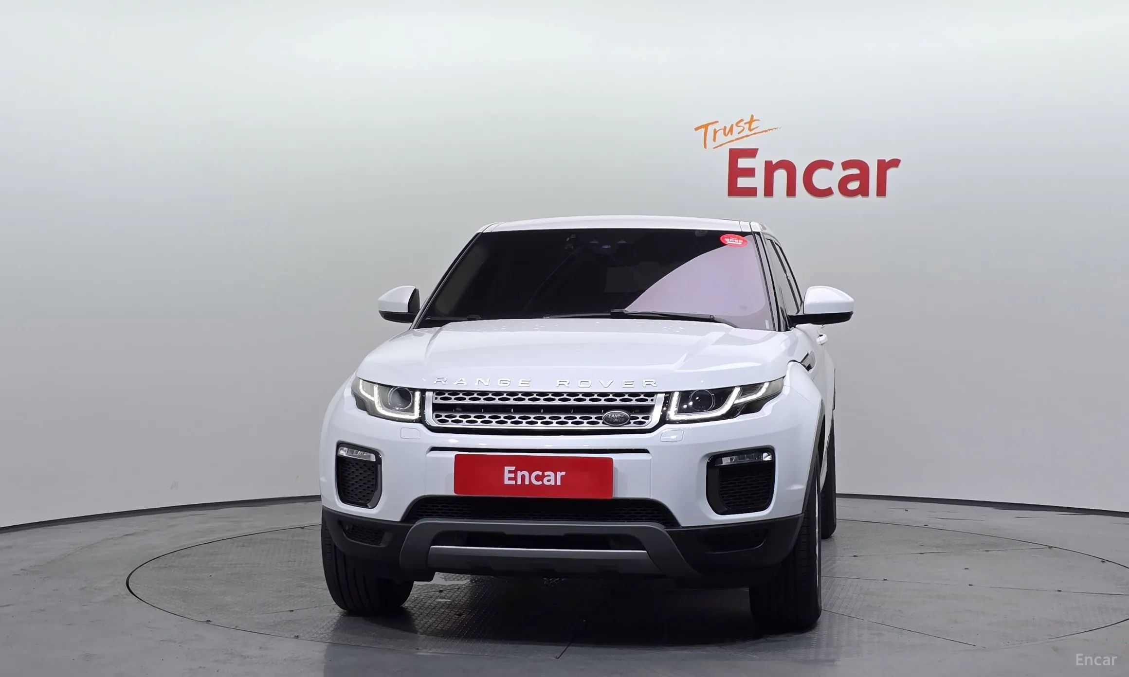 Land Rover Range Rover Evoque превью 2