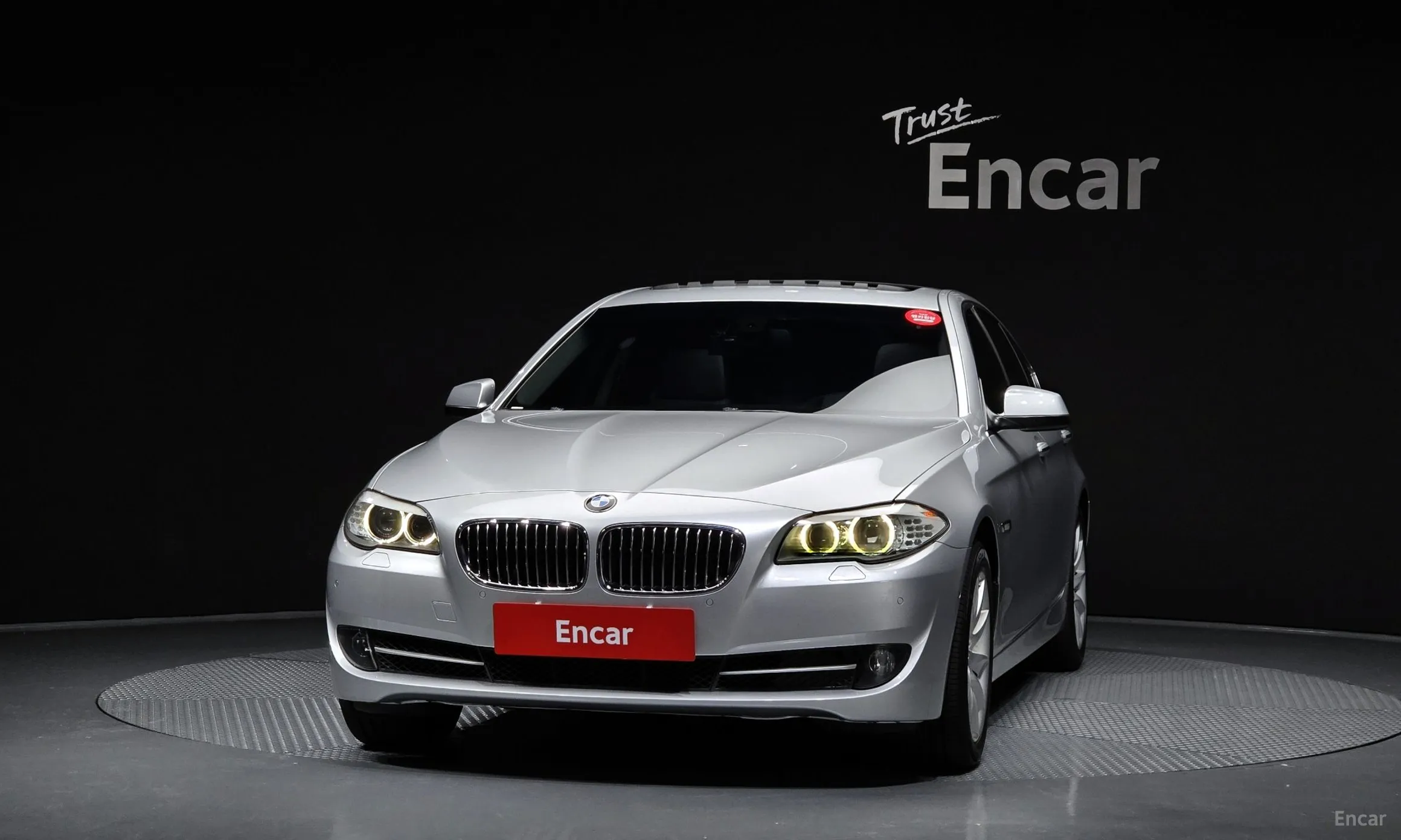 BMW 5 Series (F10) превью 2