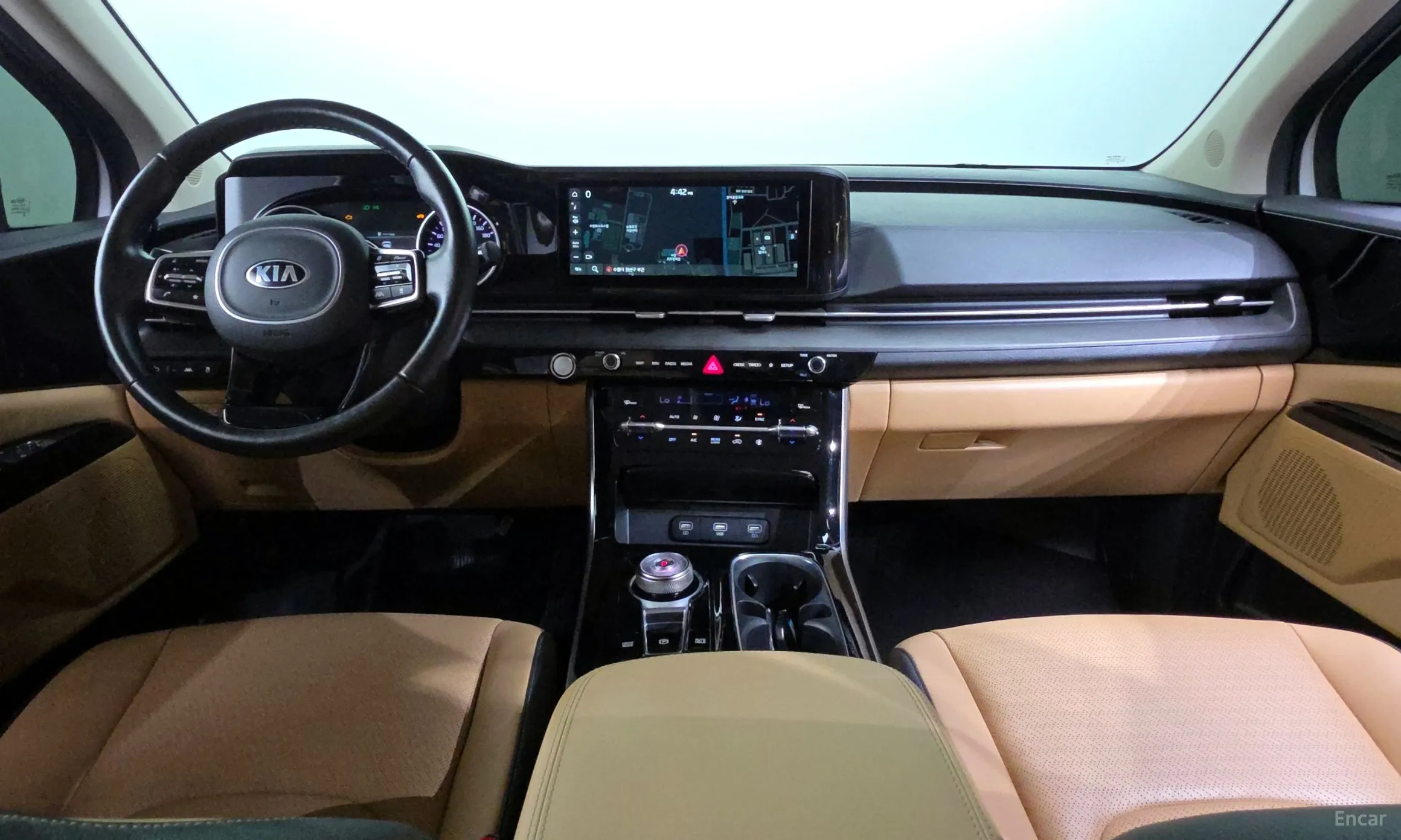 Kia Carnival Gen 4 превью 4
