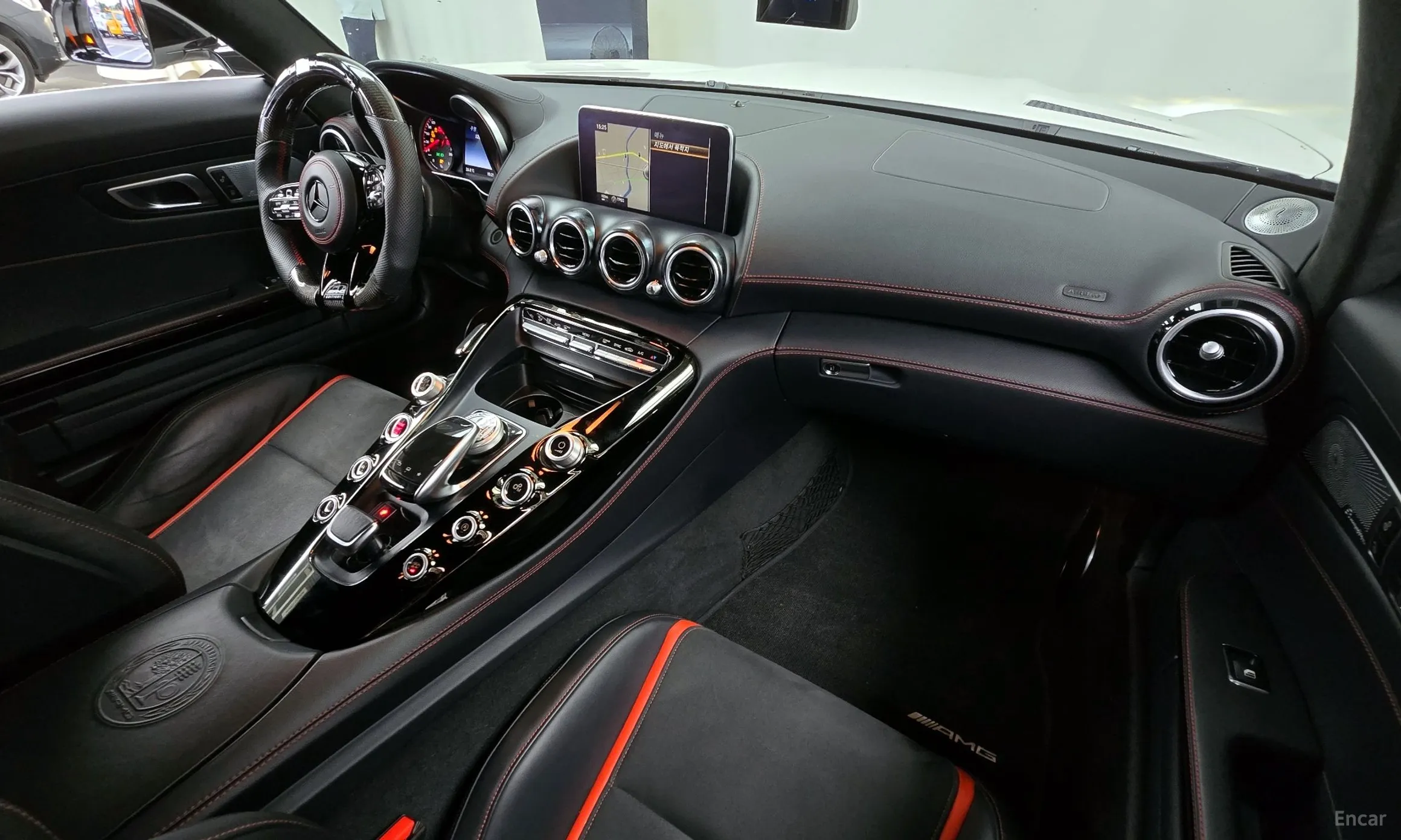 Mercedes Benz AMG GT превью 4