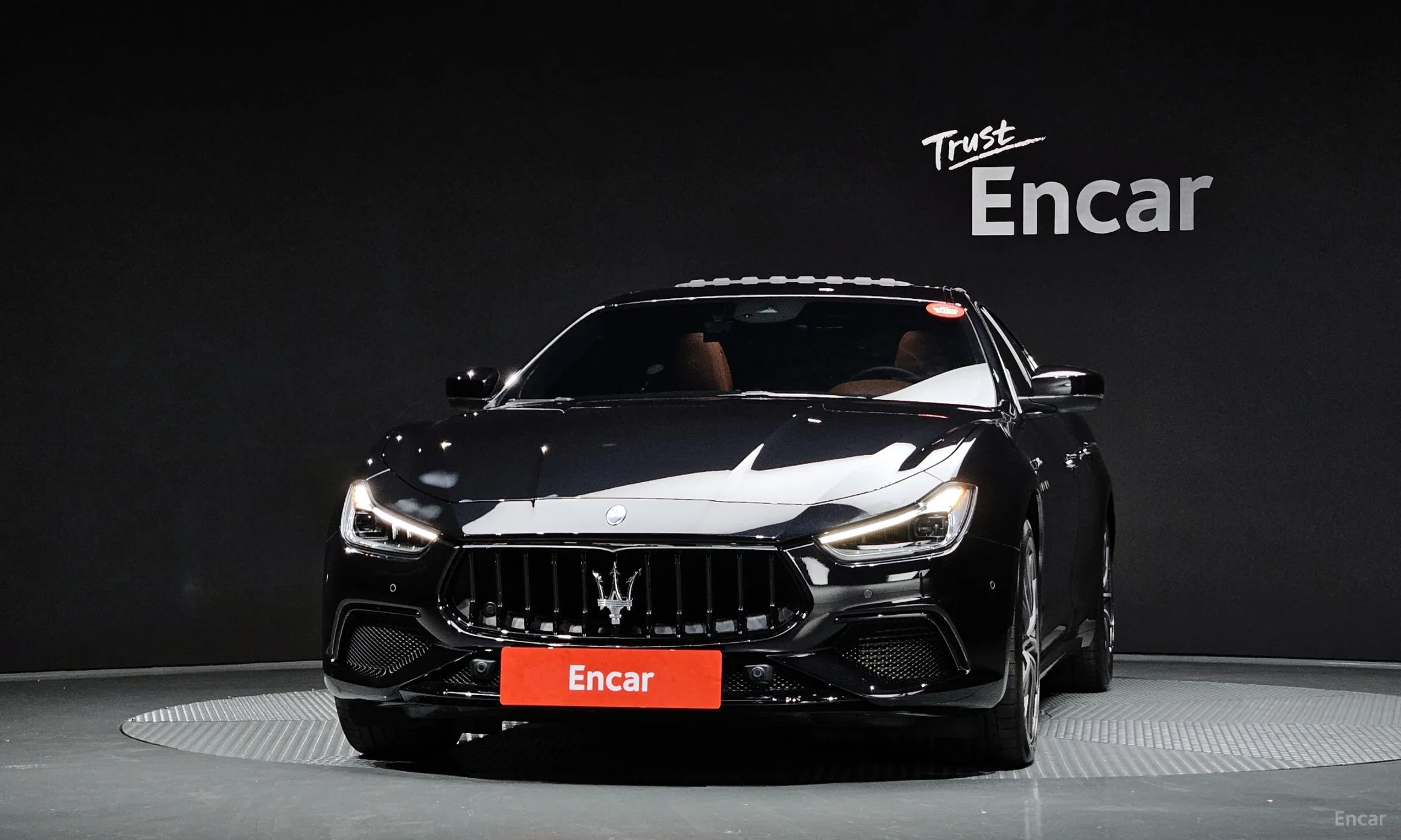 Maserati Ghibli превью 3
