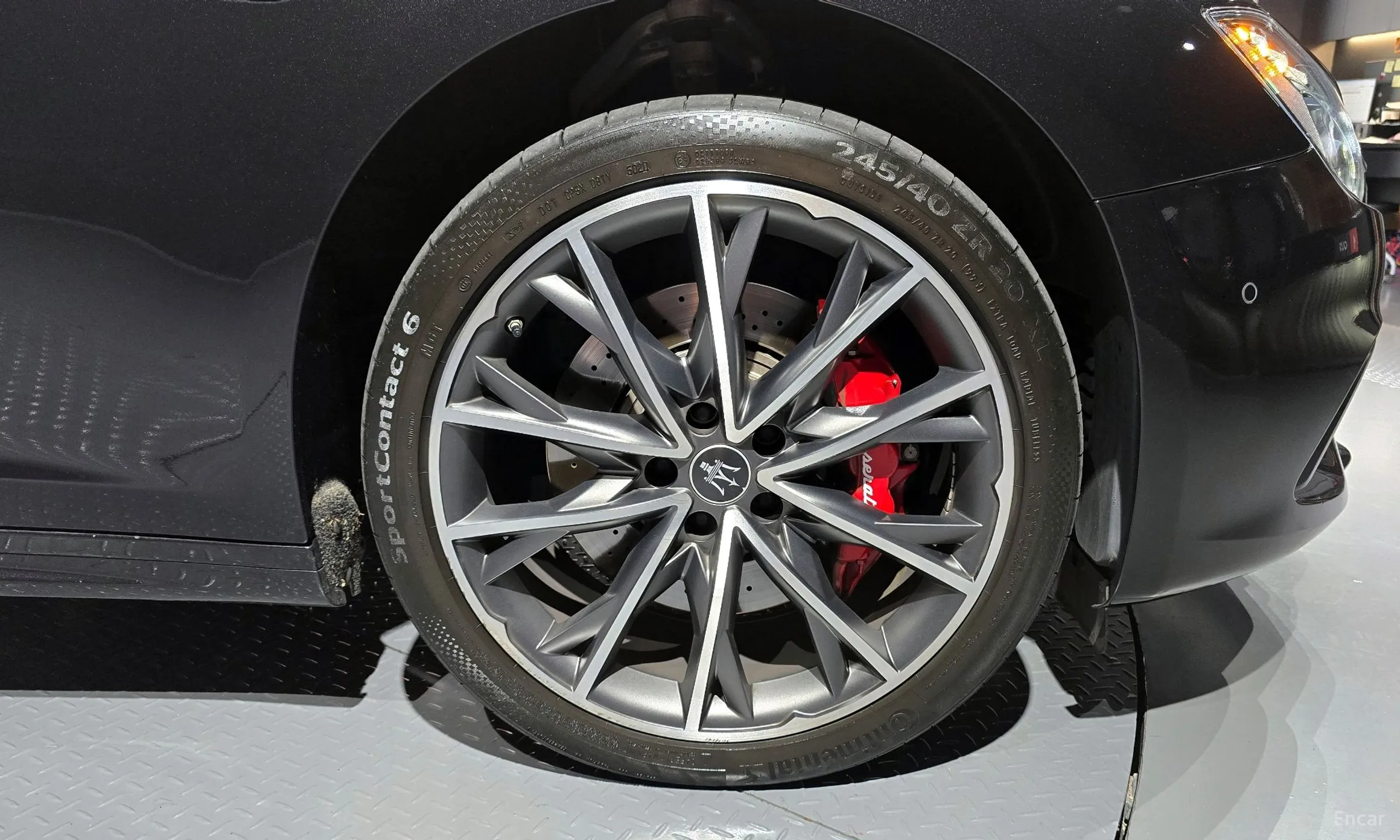 Maserati Ghibli превью 5