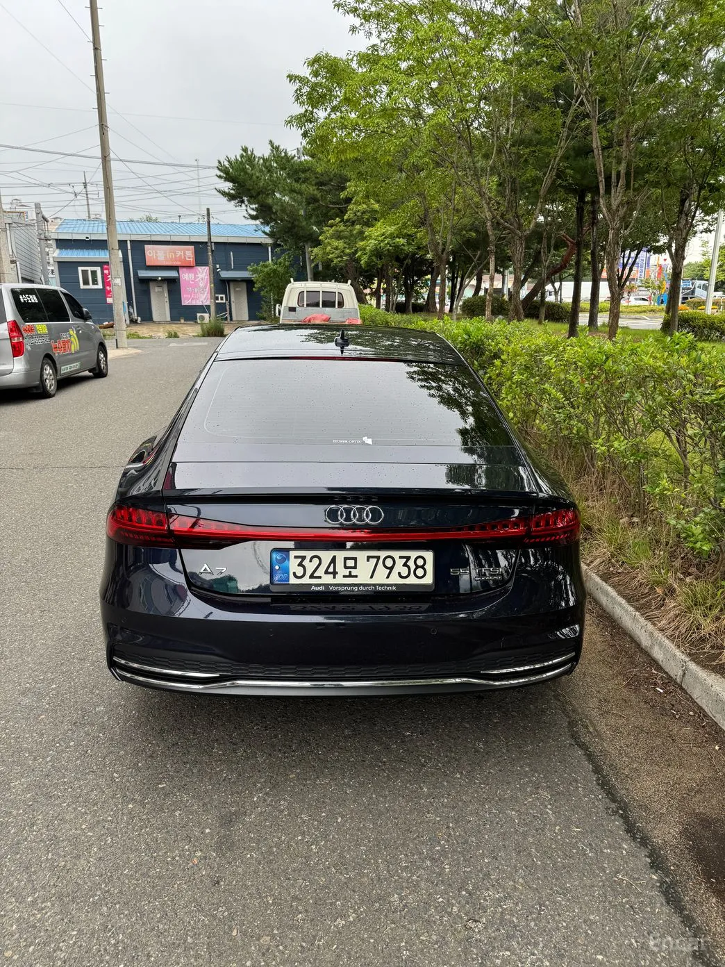 Audi A7 (4K)