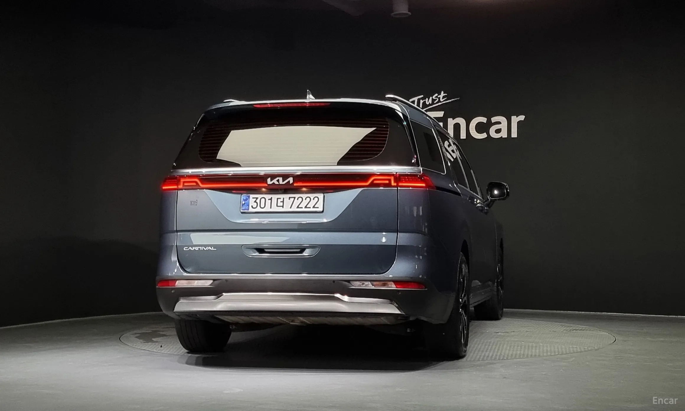 Kia Carnival Gen 4 превью 3