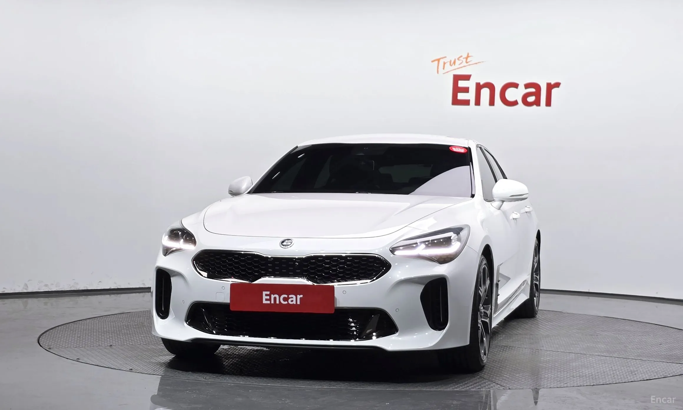 Kia Stinger превью 2