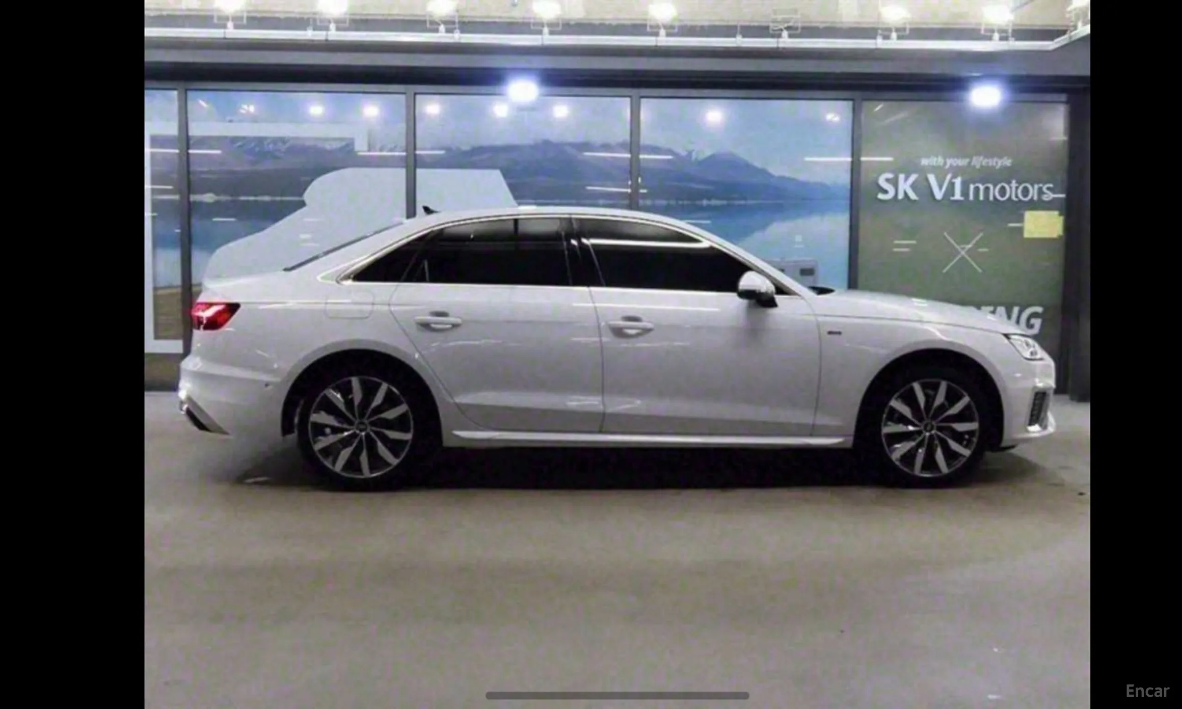 Audi A4 (B9)