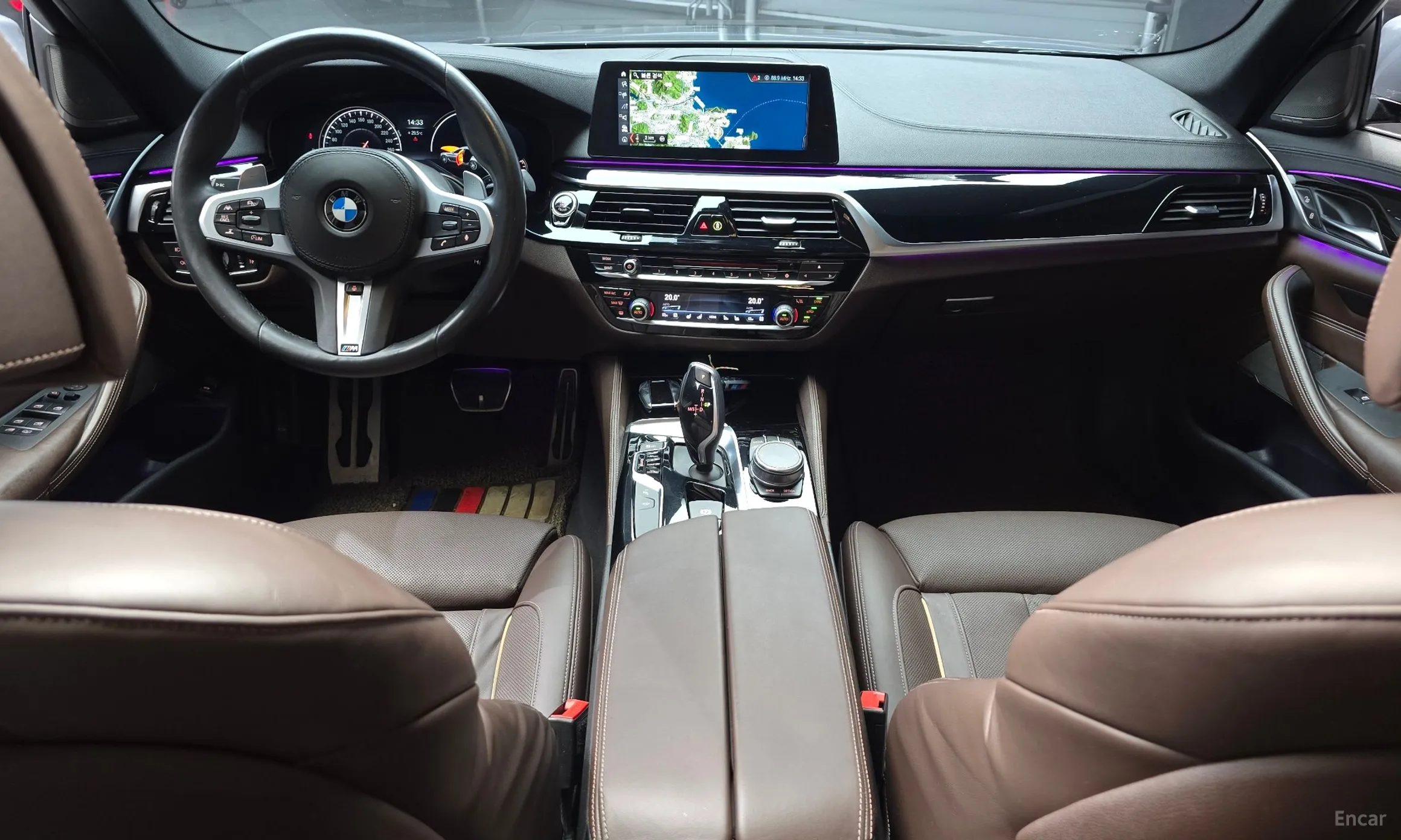 BMW 5 Series (G30) превью 4