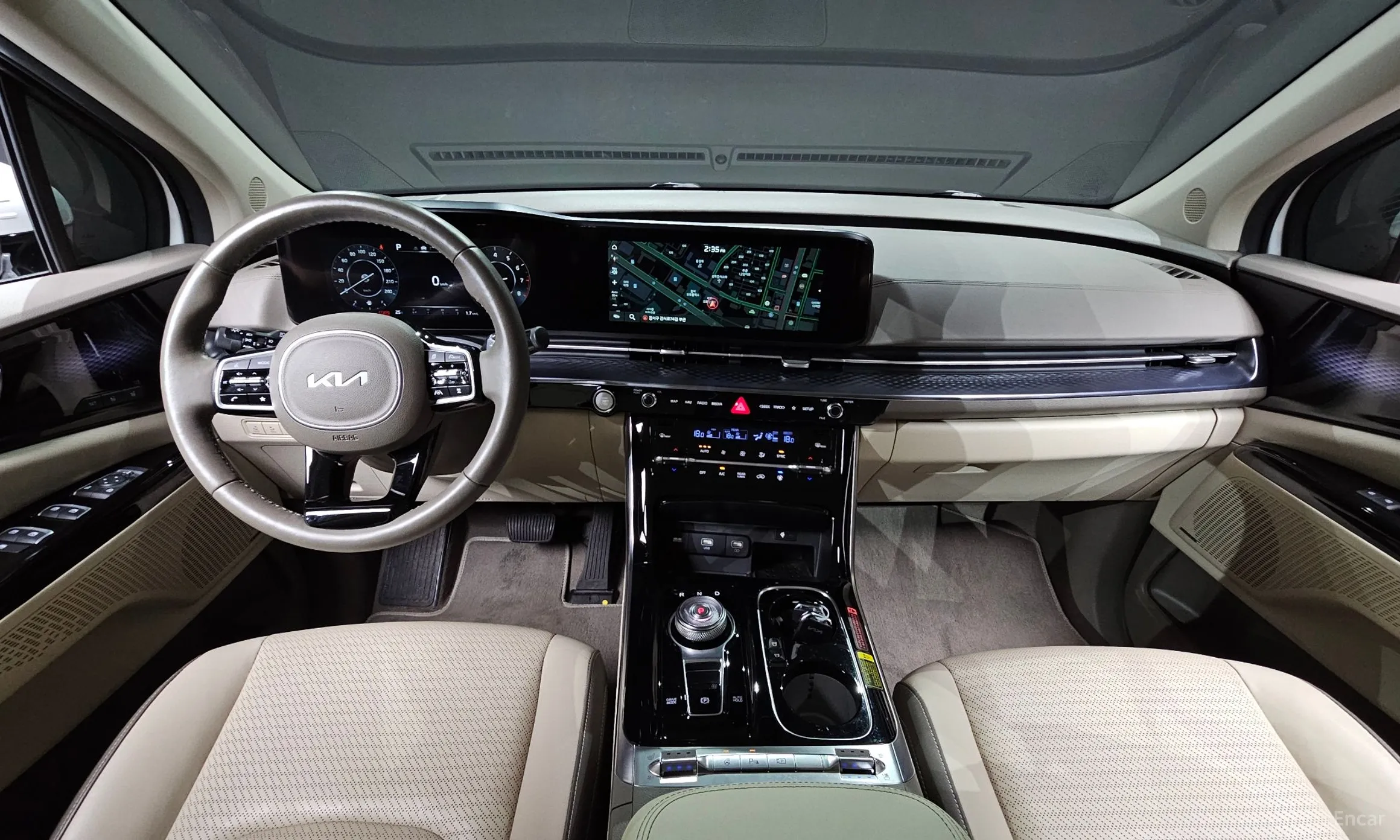 Kia Carnival Gen 4 превью 4