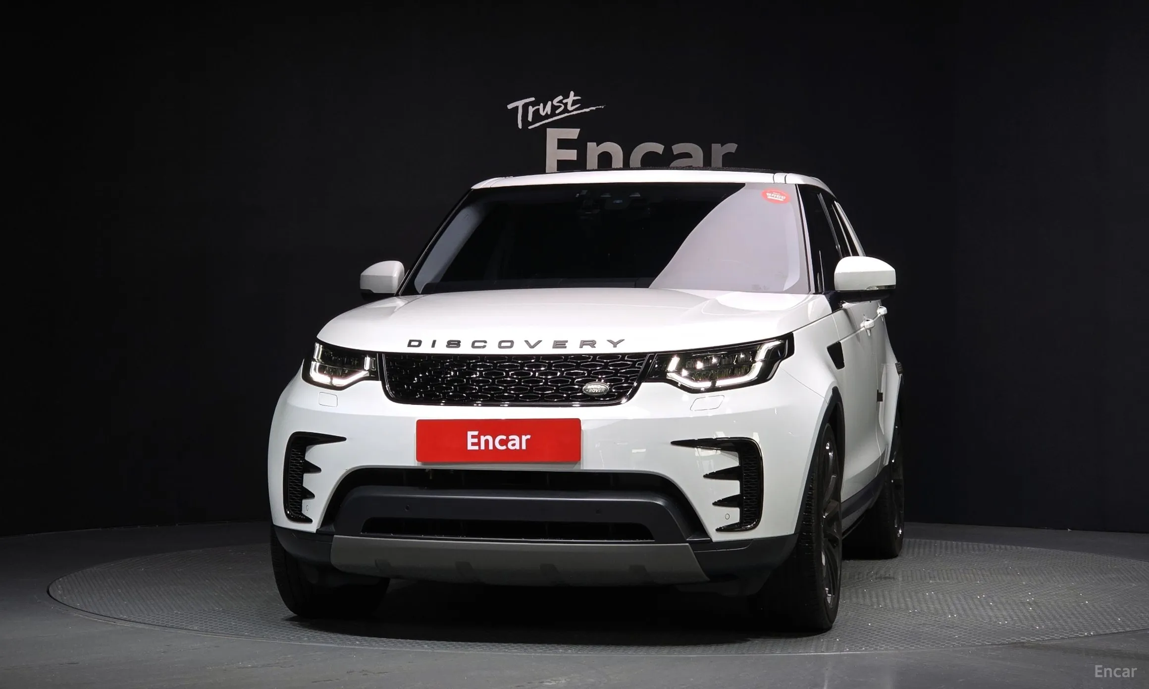 Land Rover Discovery 5 превью 2