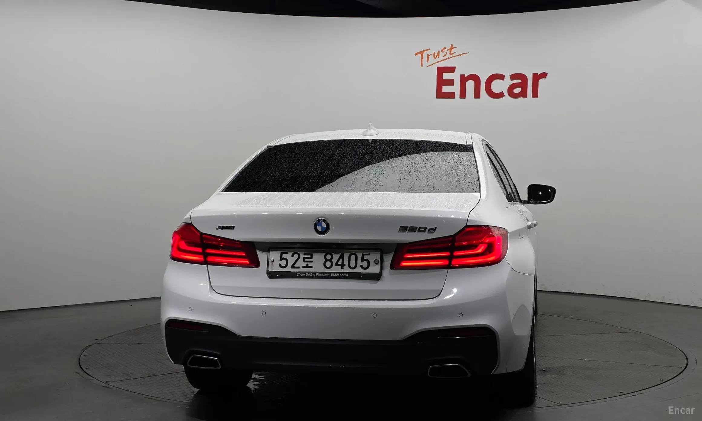 BMW 5 Series (G30) превью 3