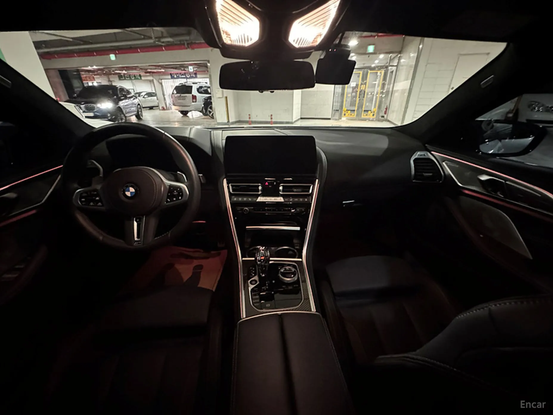 BMW 8-series (G15) превью 4