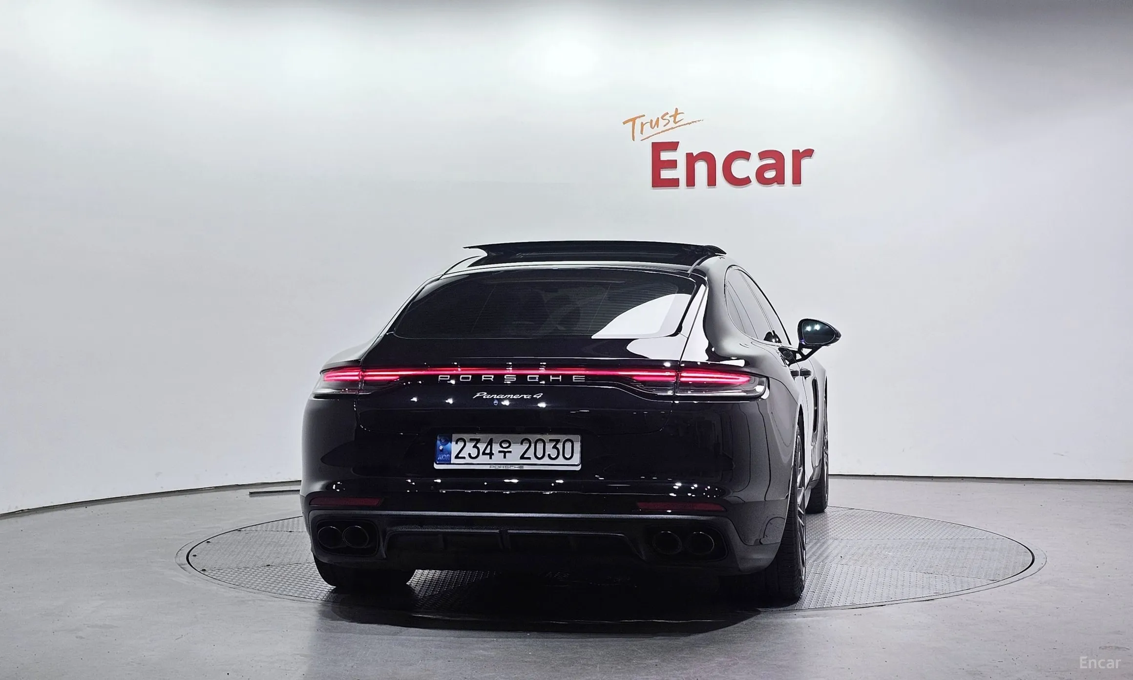 Porsche Panamera (971) превью 3