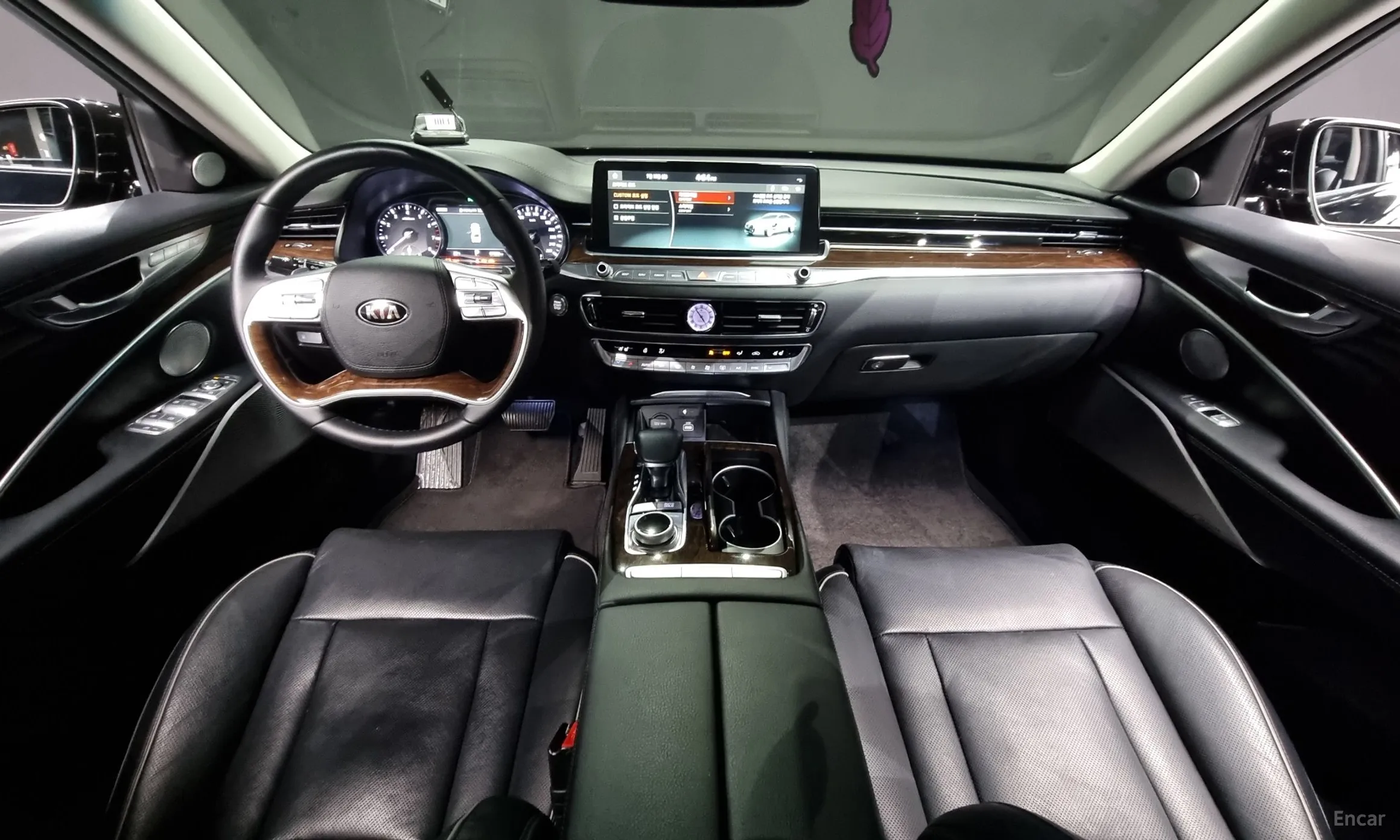 Kia K9 превью 4