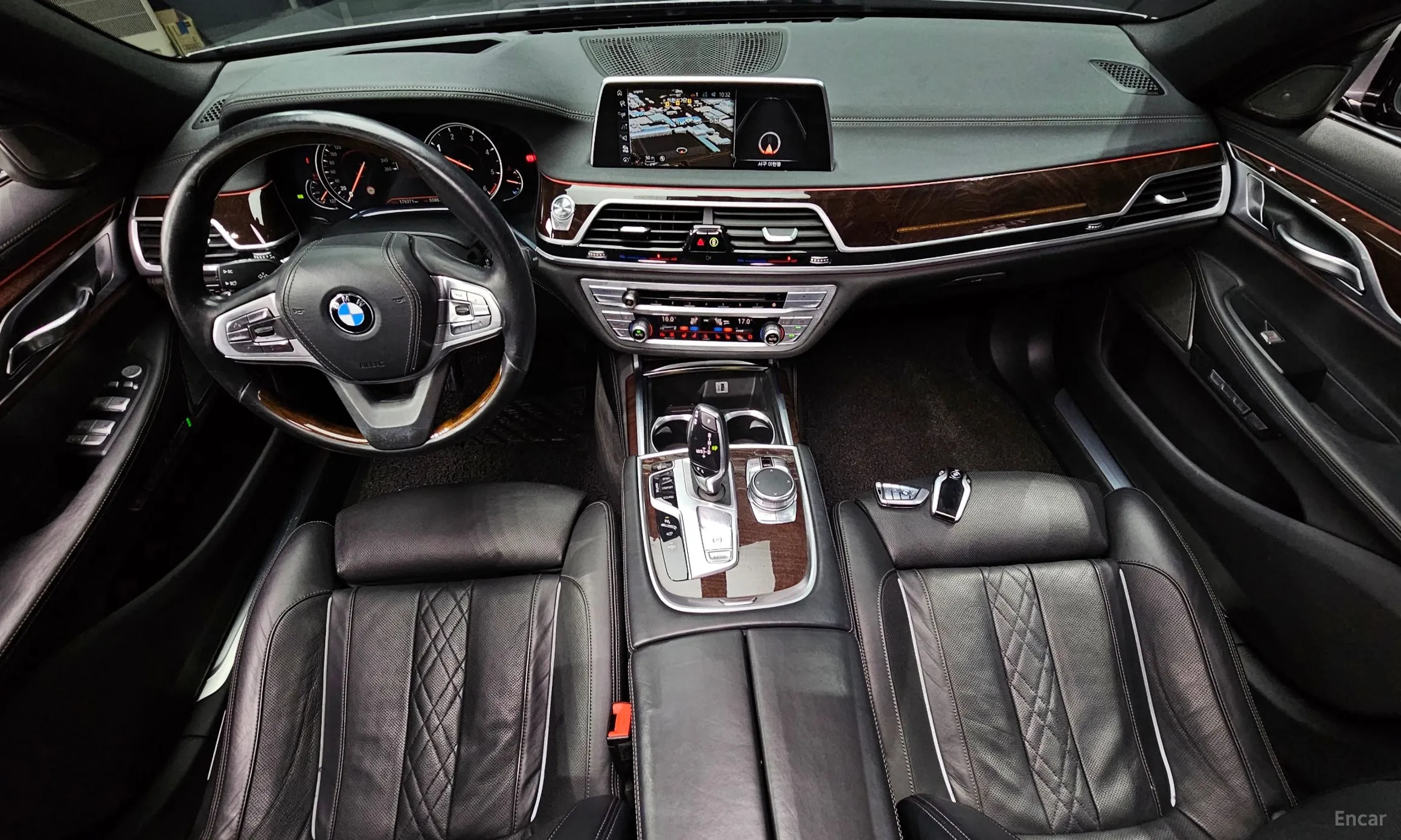 BMW 7 Series (G11) превью 4