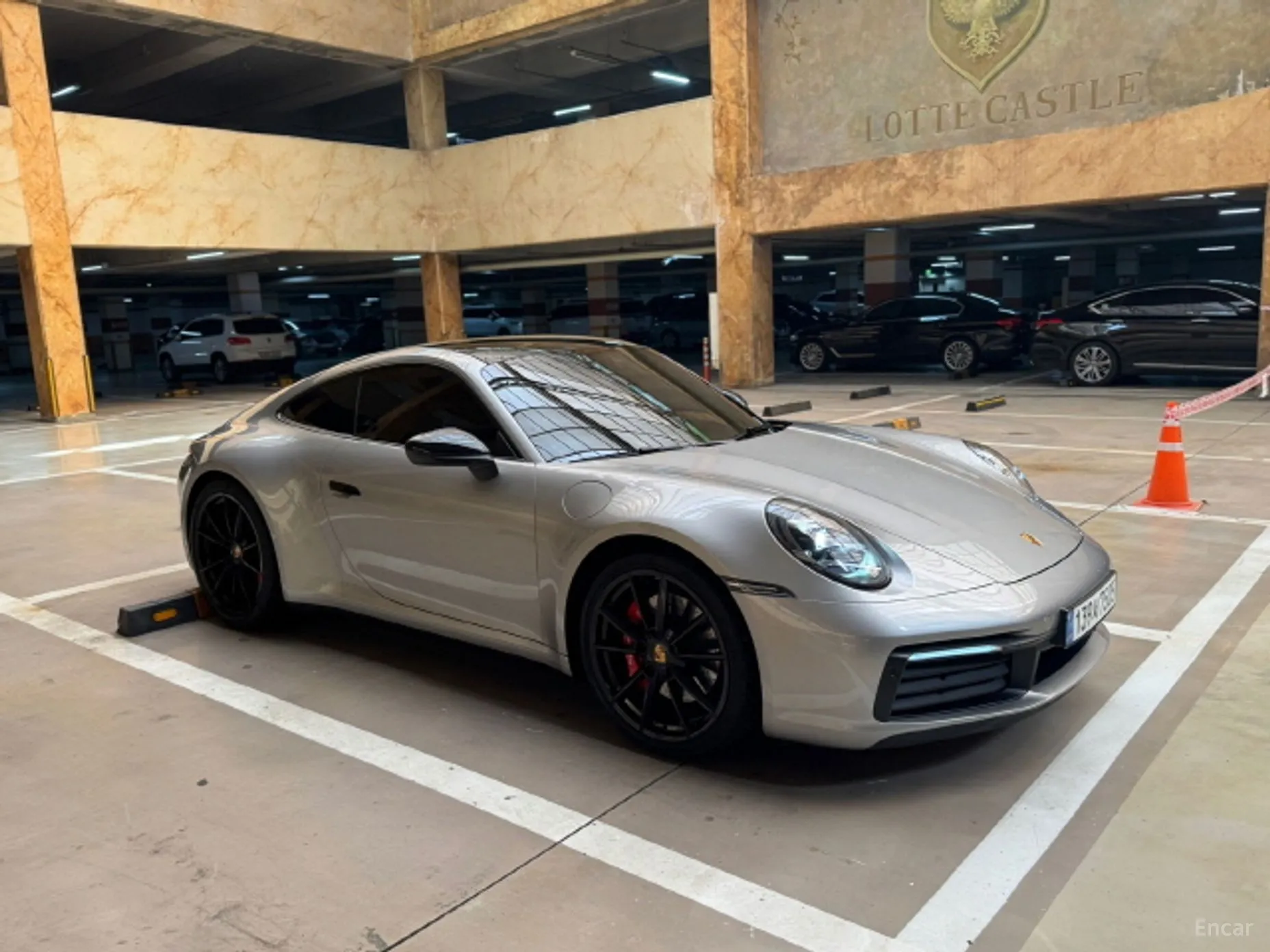 Porsche 911 (992)