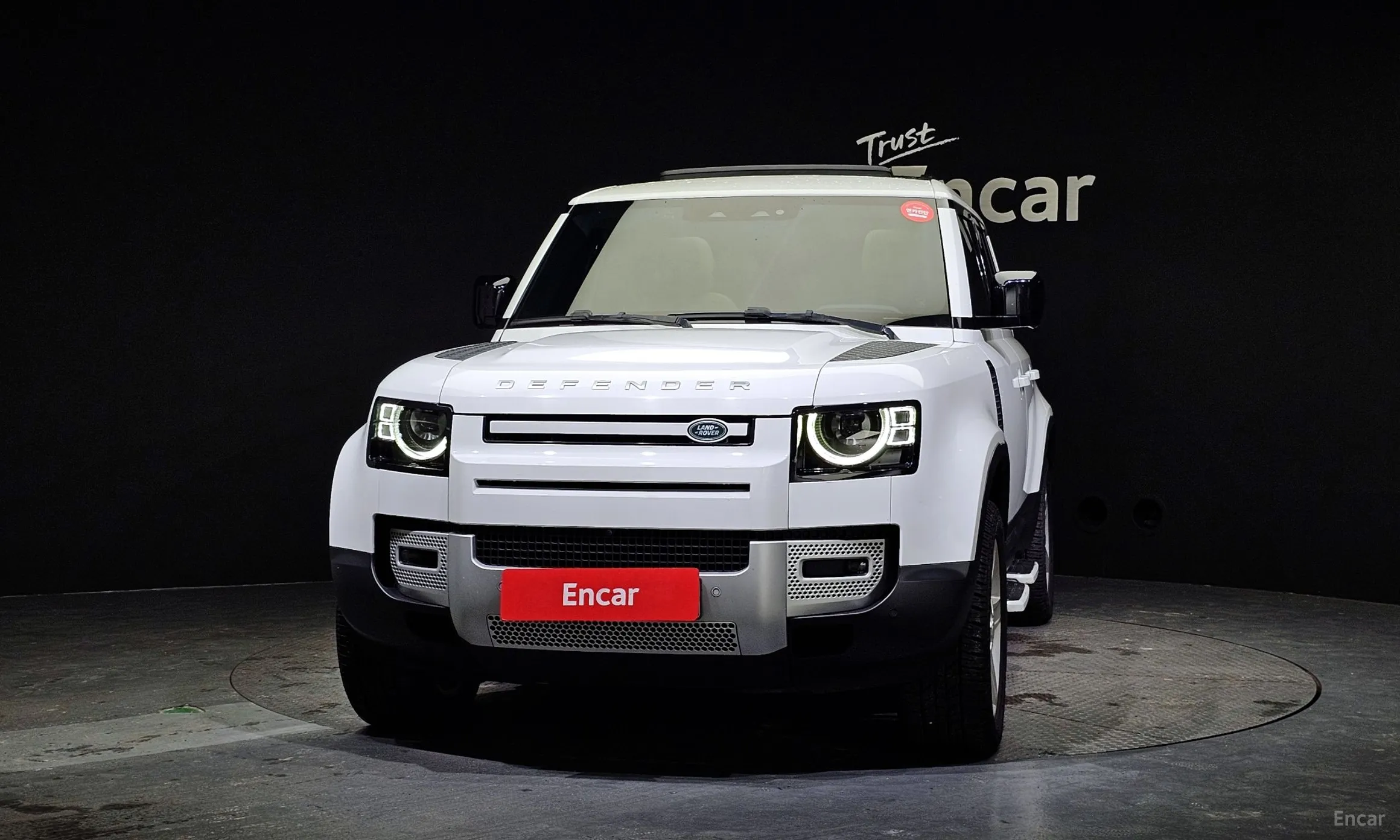 Land Rover Defender (L663)