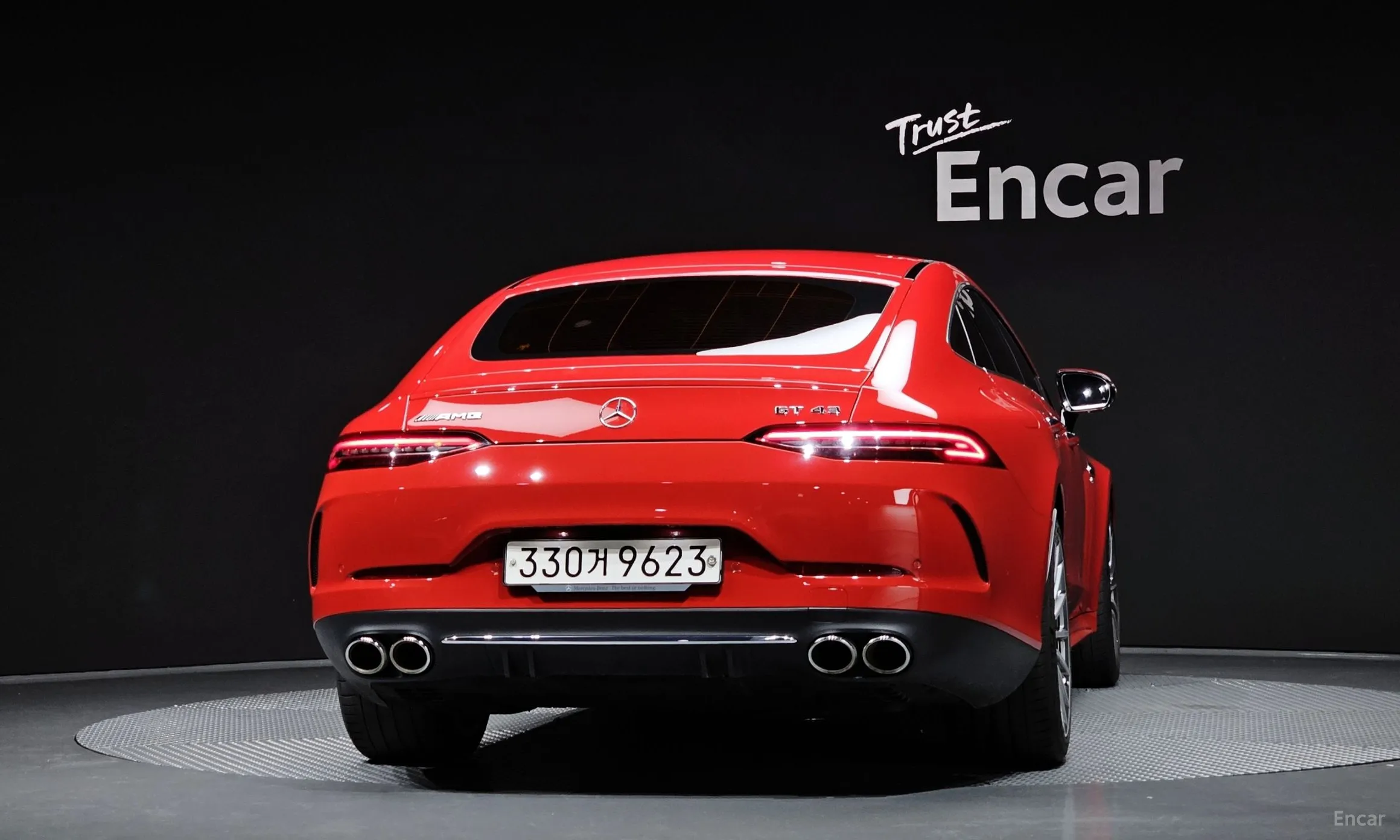 Mercedes Benz AMG GT превью 3