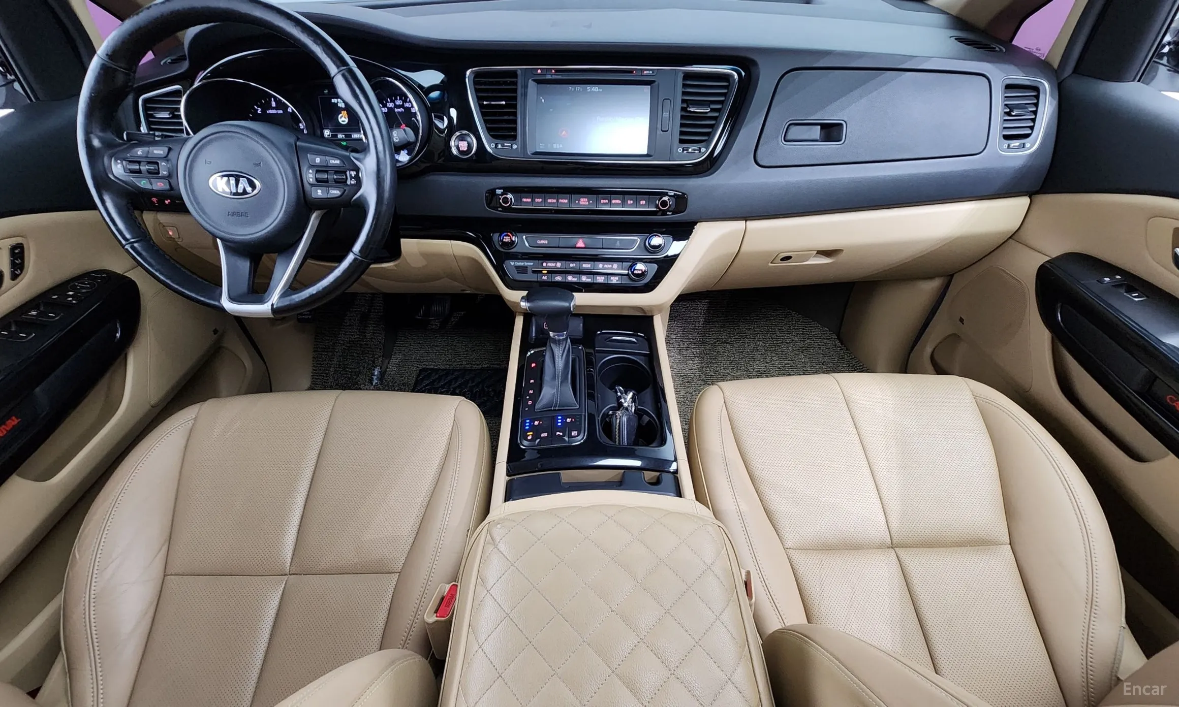 Kia Carnival превью 4