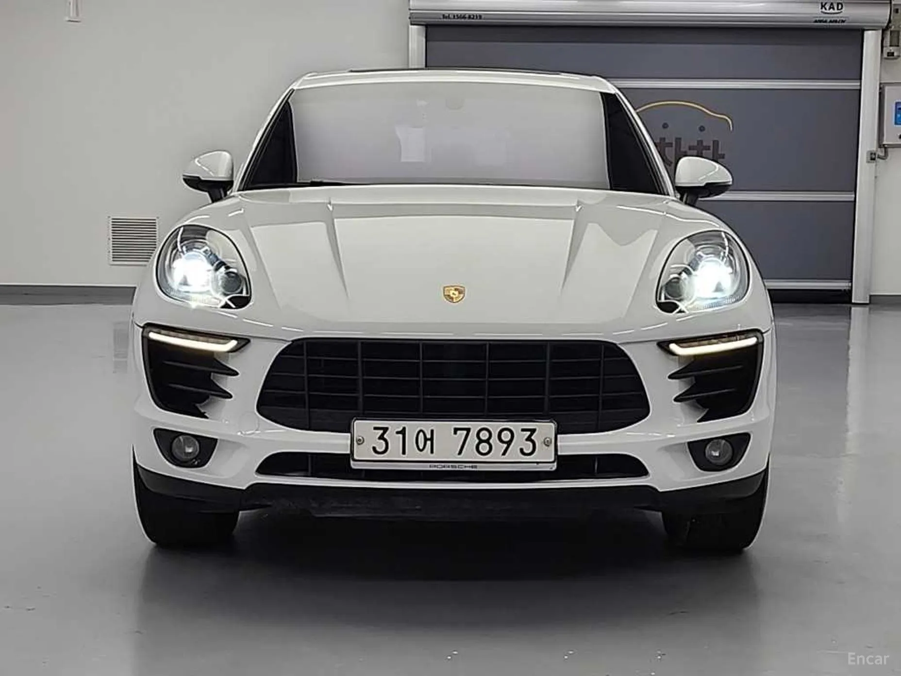 Porsche Macan превью 2