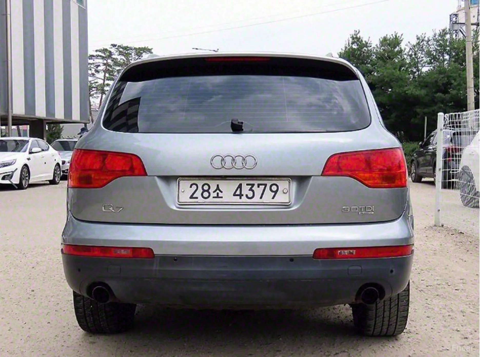 Audi Q7 превью 3