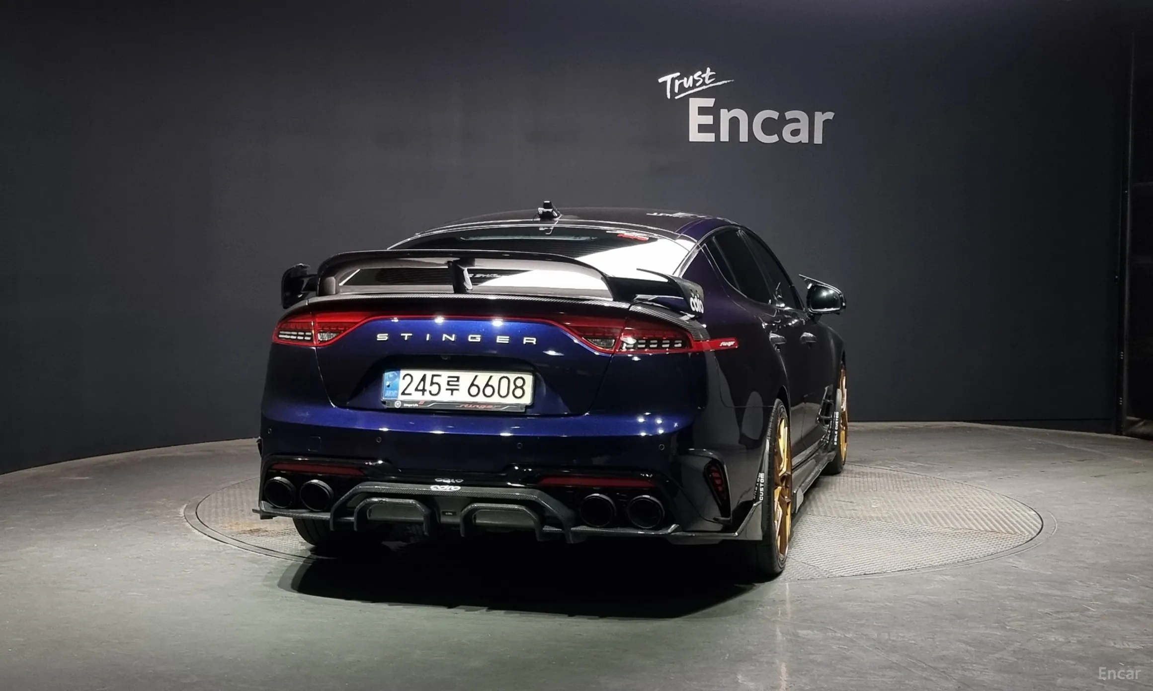 Kia Stinger Master превью 3