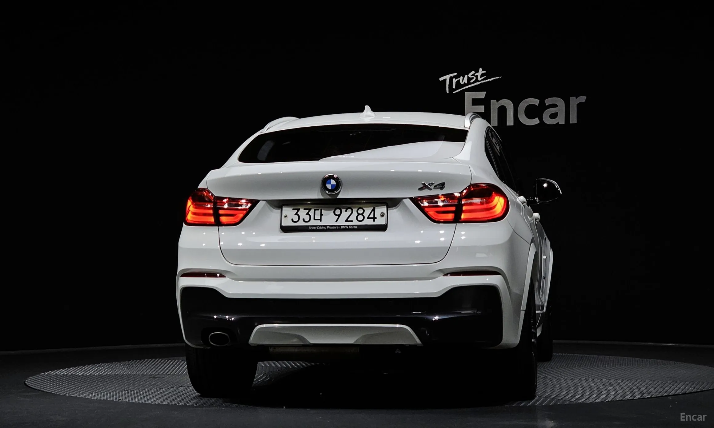 BMW X4 (F26) превью 3