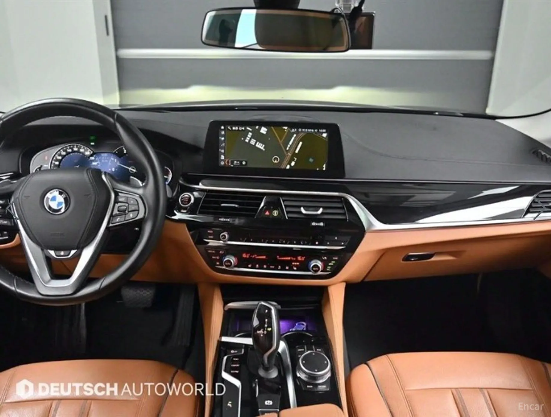 BMW 5 Series (G30) превью 4