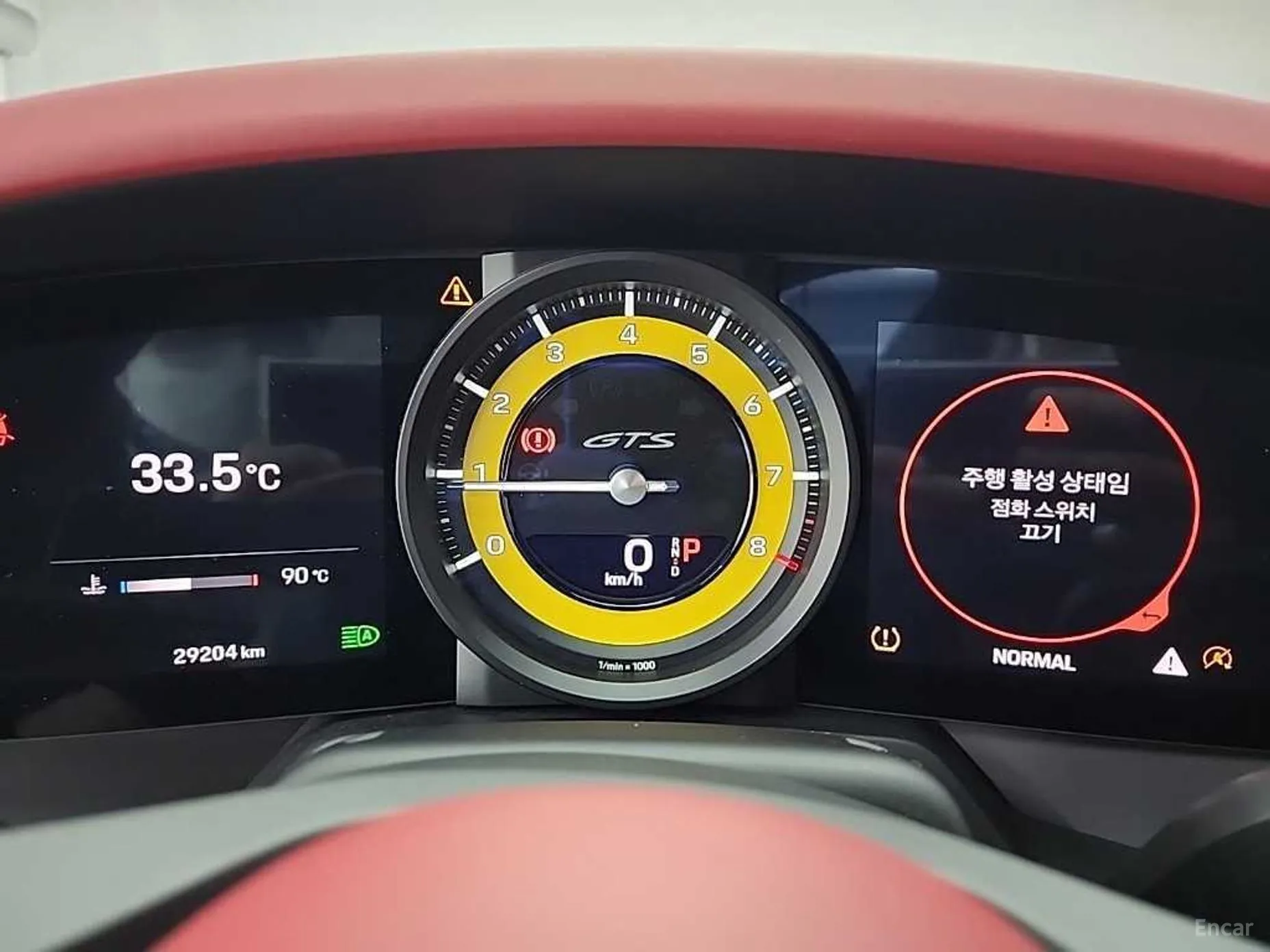 Porsche 911 (992) превью 4