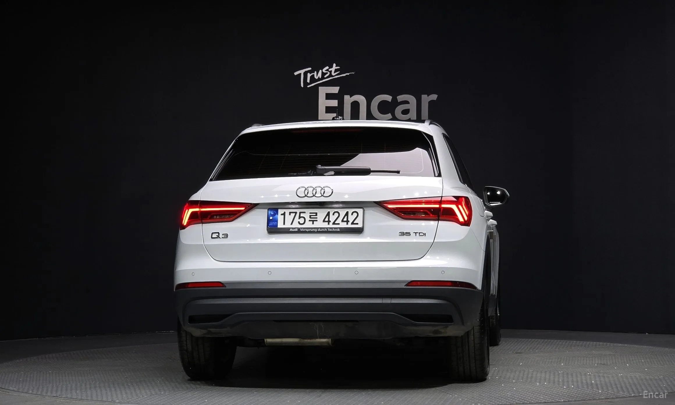 Audi Q3 (F3) превью 3