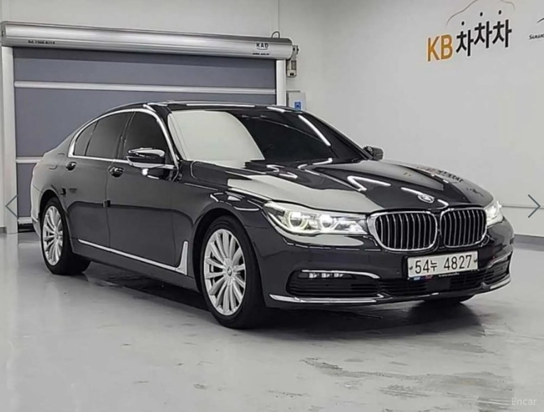 BMW 7 Series (G11) превью 3