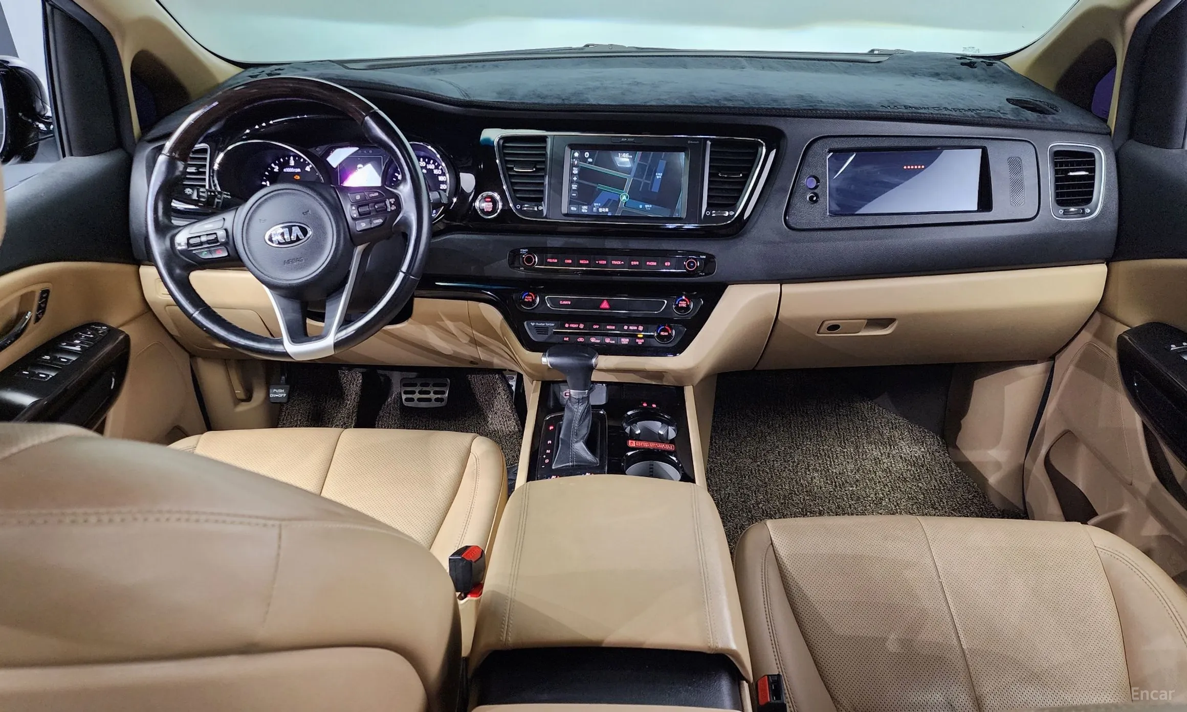 Kia Carnival превью 4